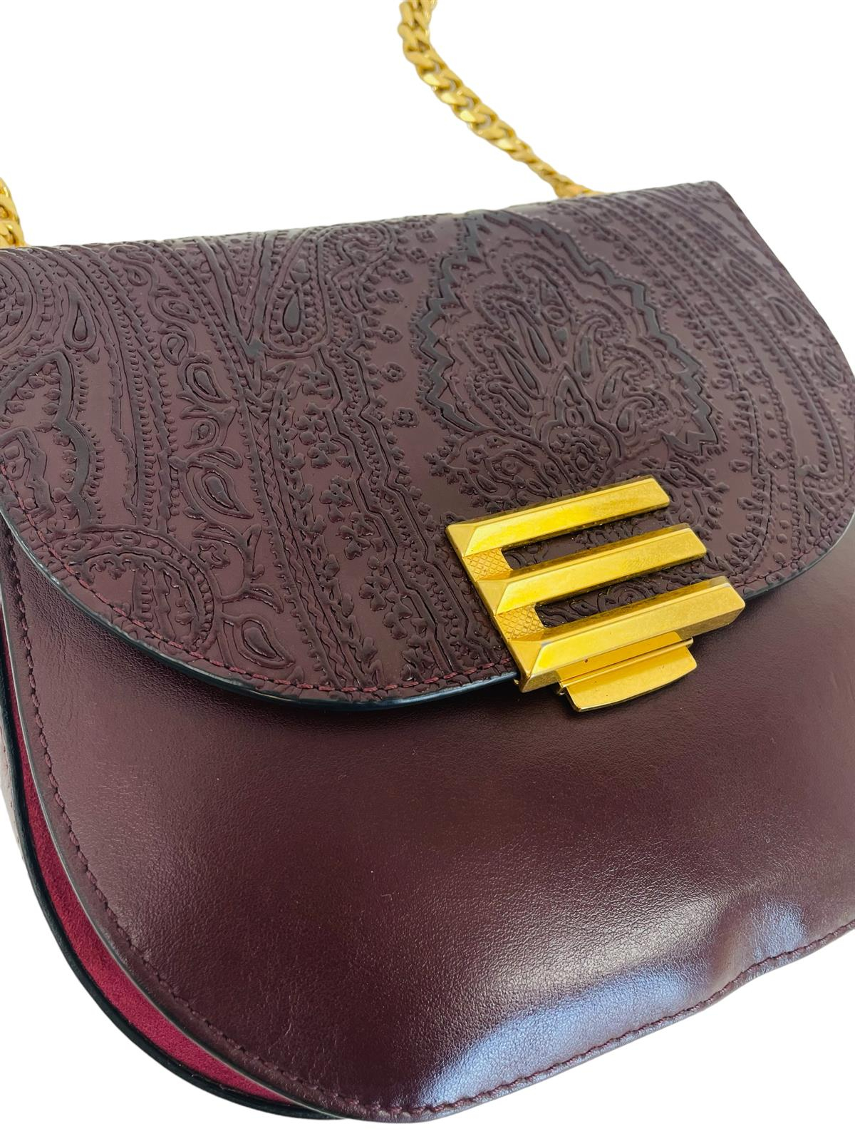 LEATHER CHAIN SHOULDER BAG