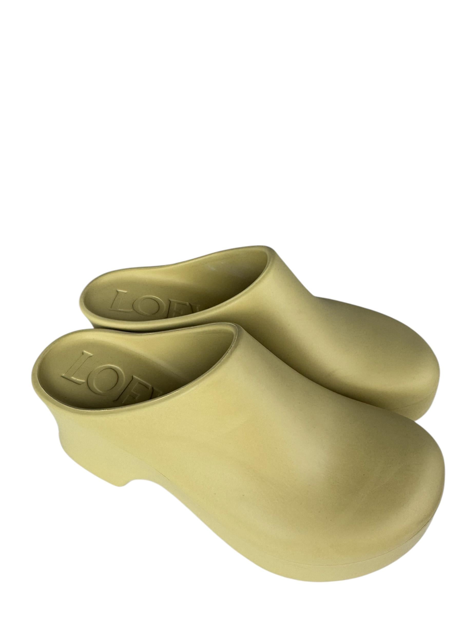 LOEWE BEIGE CLOG RUBBER SANDALS
