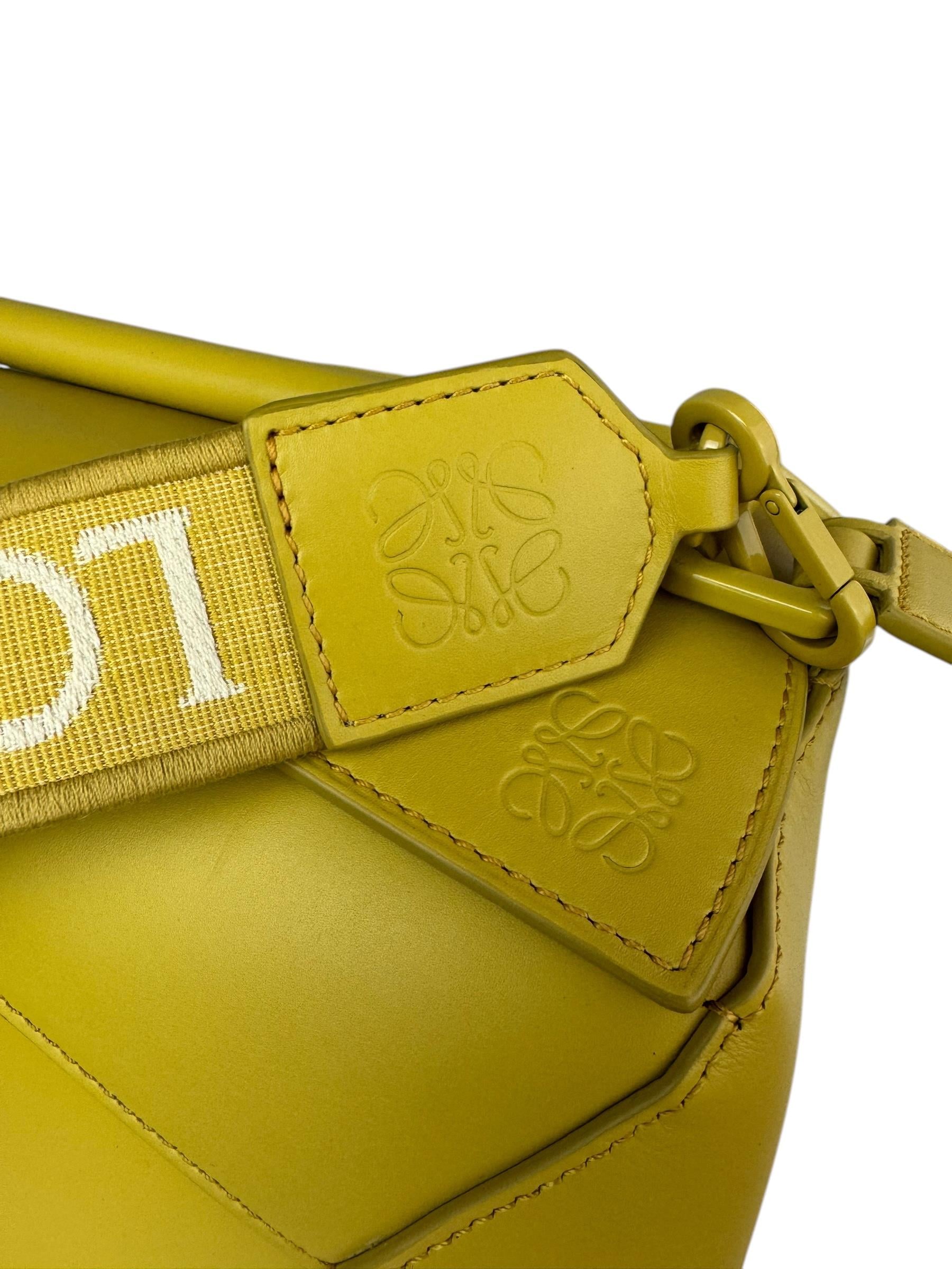 LOEWE SMALL LIGHT YELLOW PUZZLE BAG