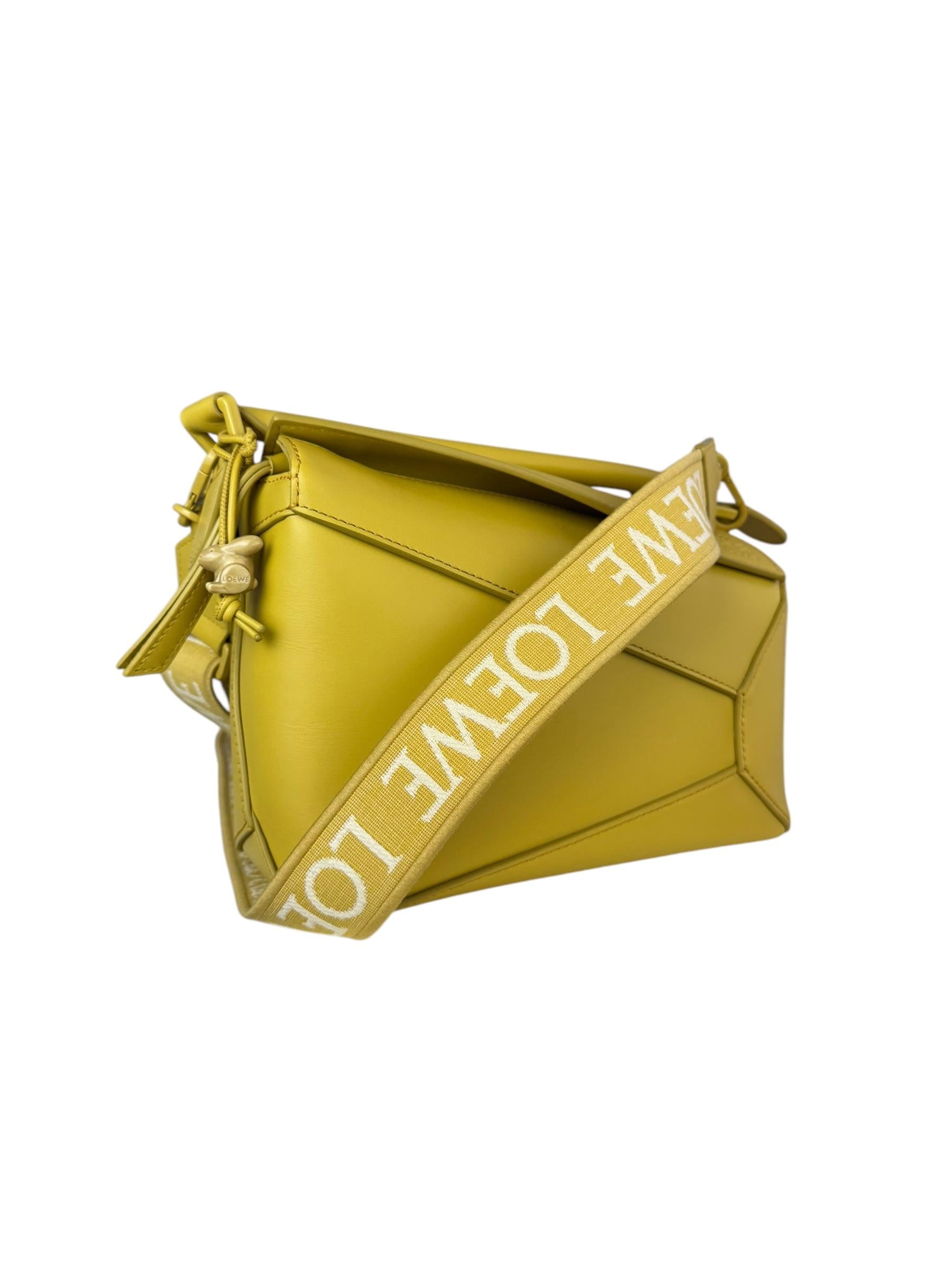 LOEWE SMALL LIGHT YELLOW PUZZLE BAG