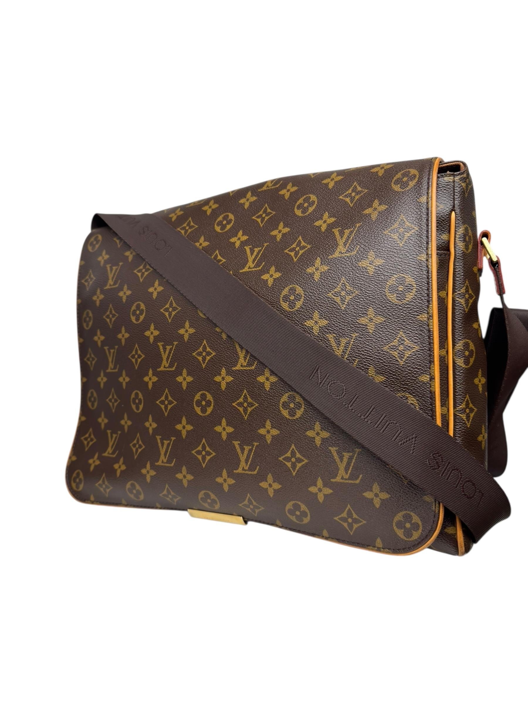 LOUIS VUITTON ABBESSES MESSENGER BAG