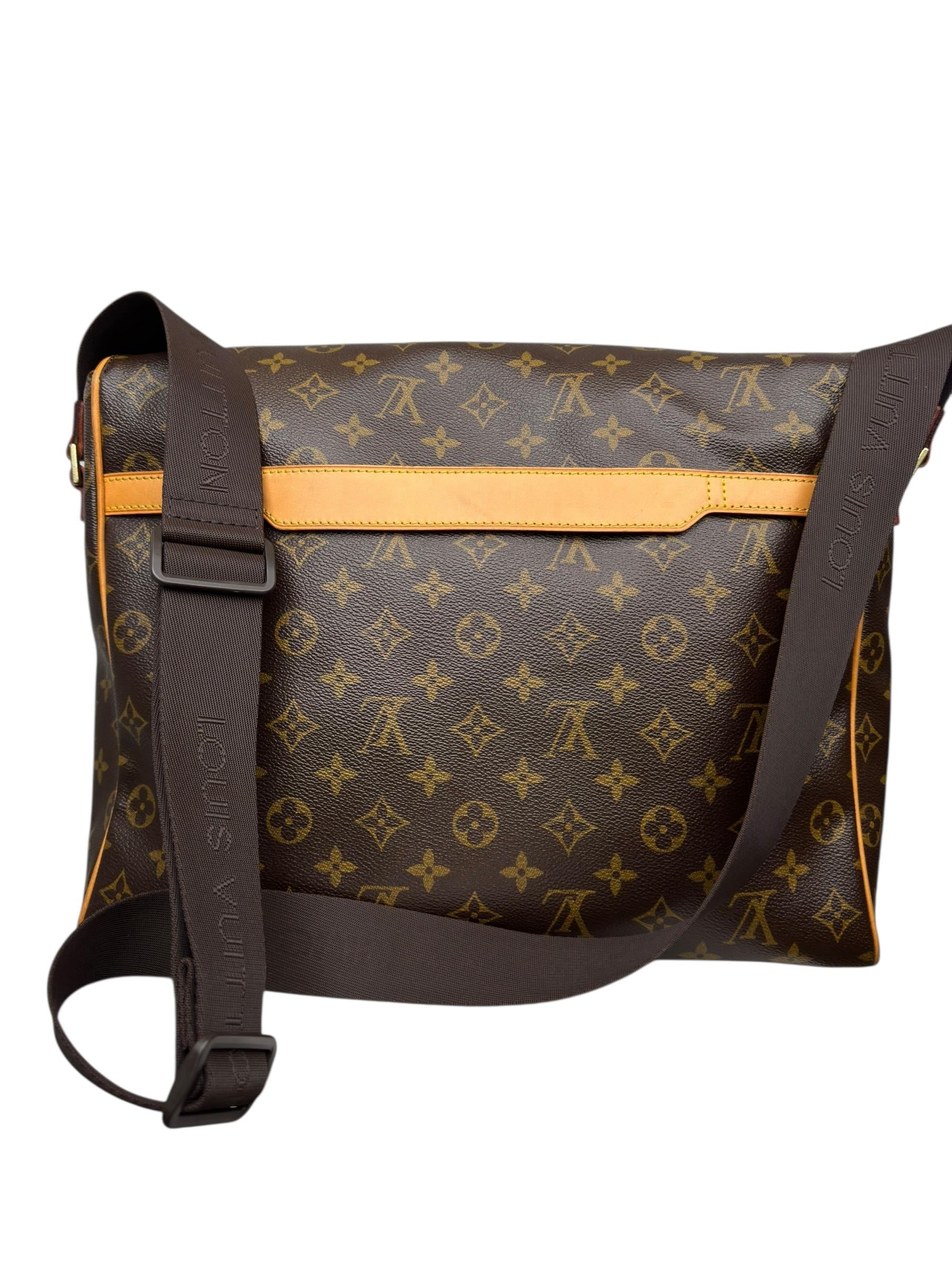 LOUIS VUITTON ABBESSES MESSENGER BAG