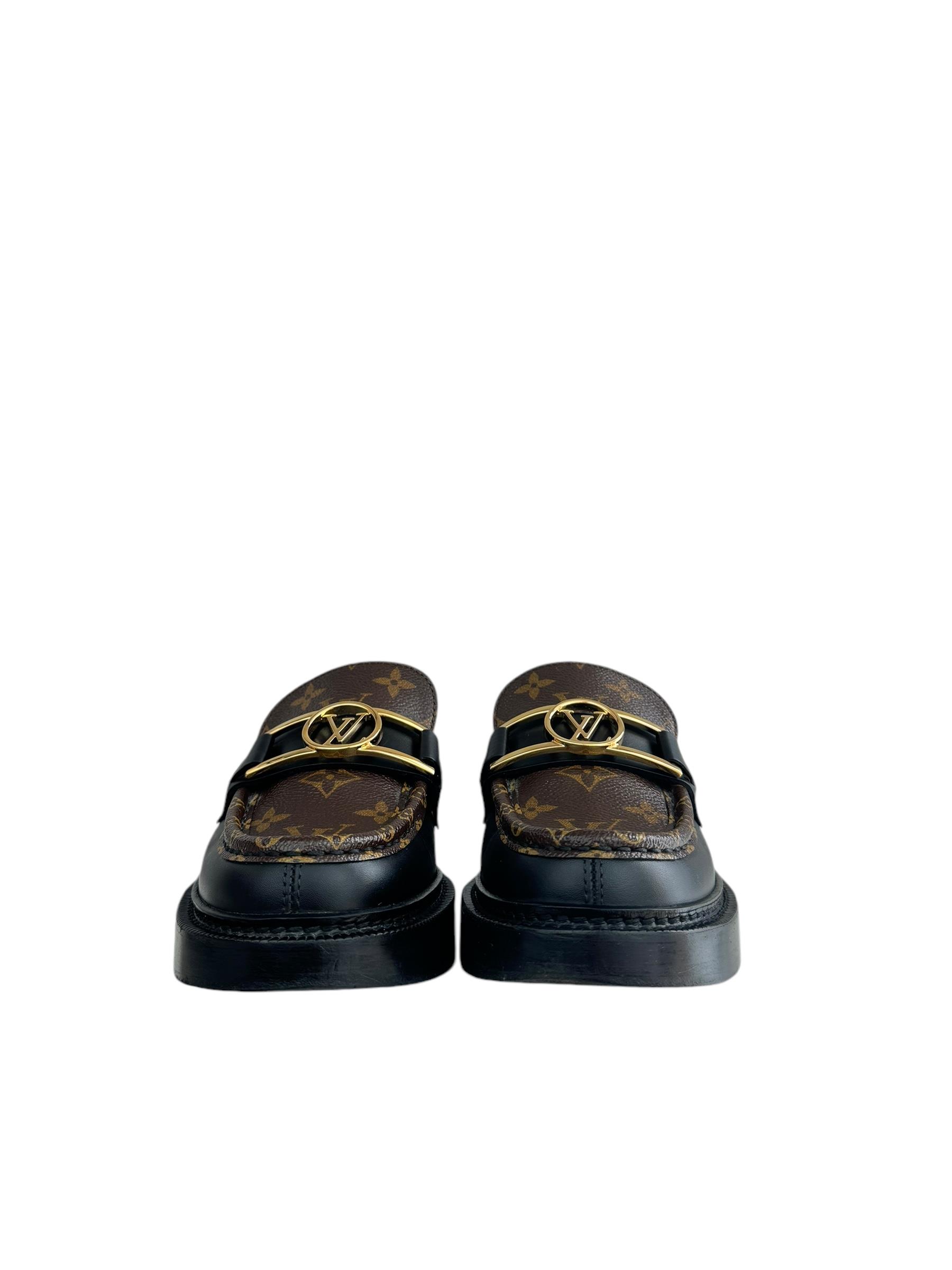 LOUIS VUITTON ACADEMY LOAFER