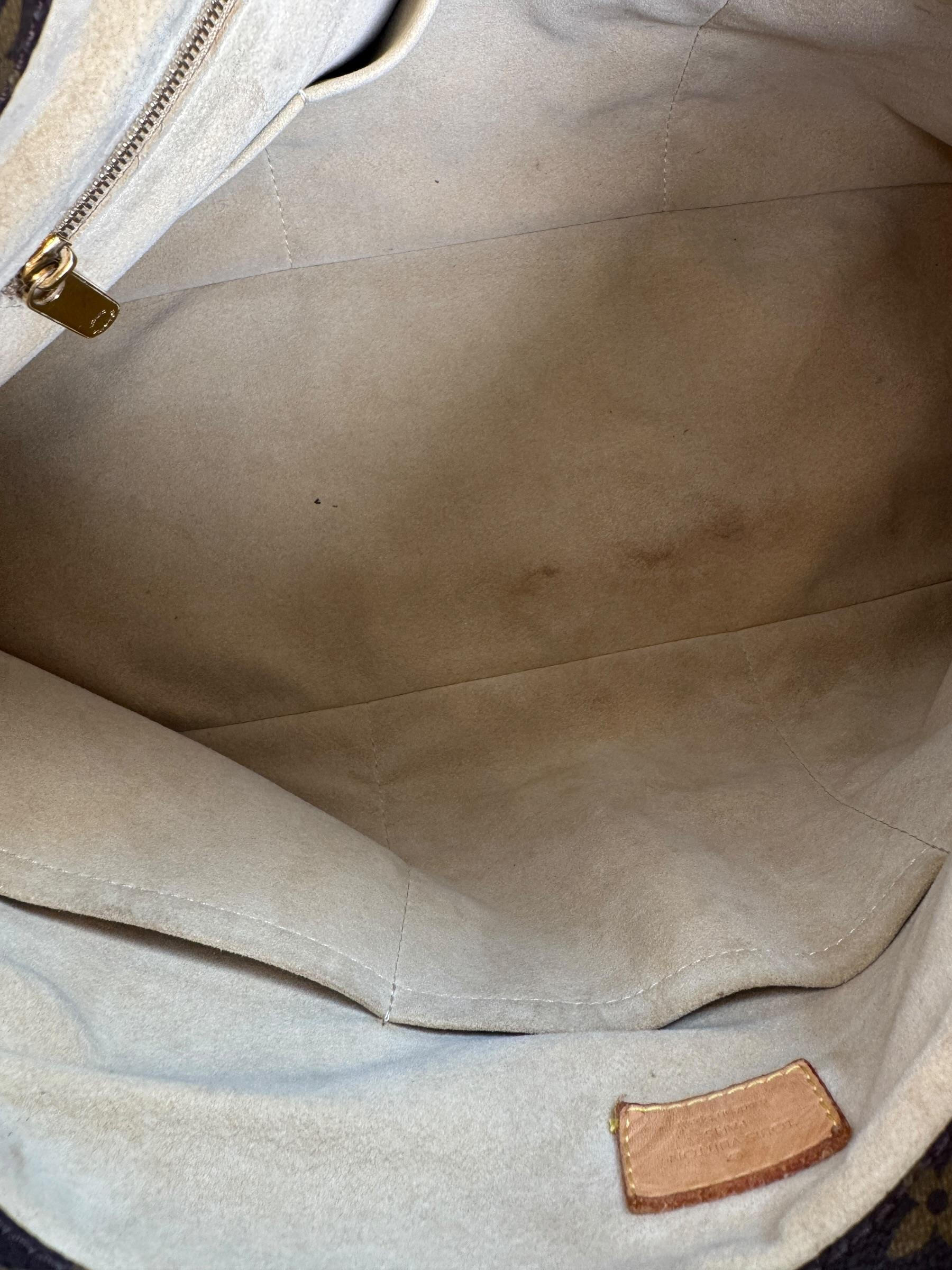 LOUIS VUITTON ARTSY MM TOTE BAG