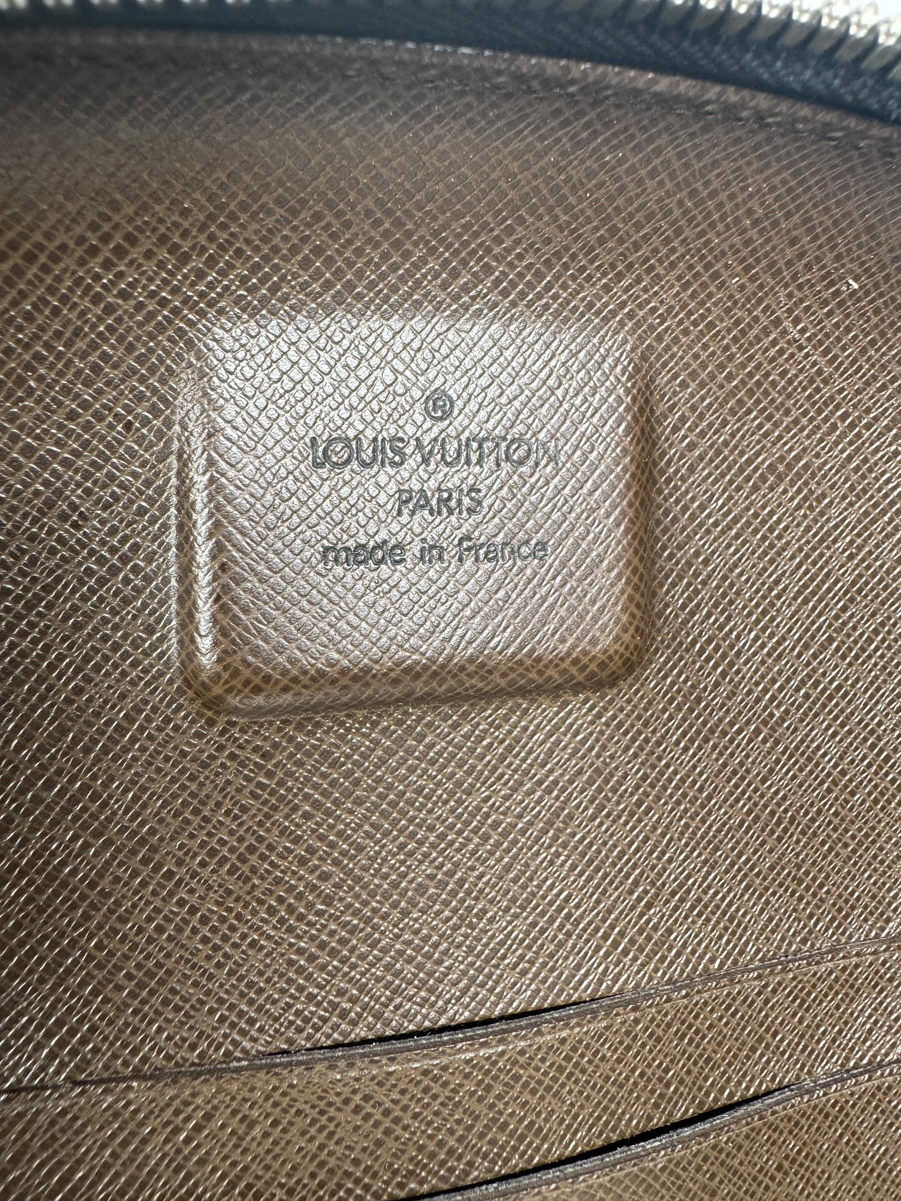 LOUIS VUITTON BLACK DAMIER GEANT MAGE BAG