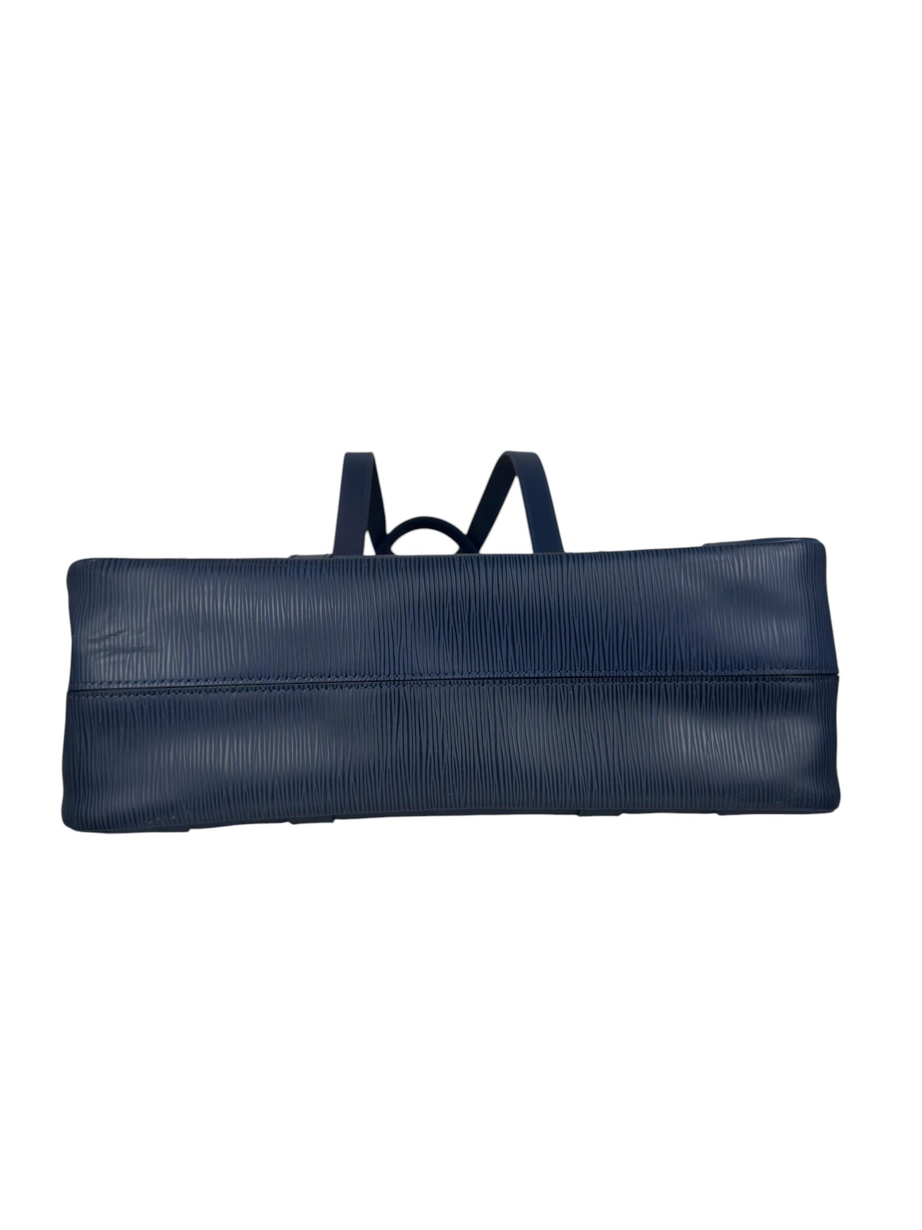 LOUIS VUITTON BLUE EPI SEGUR MM SHOULDER BAG