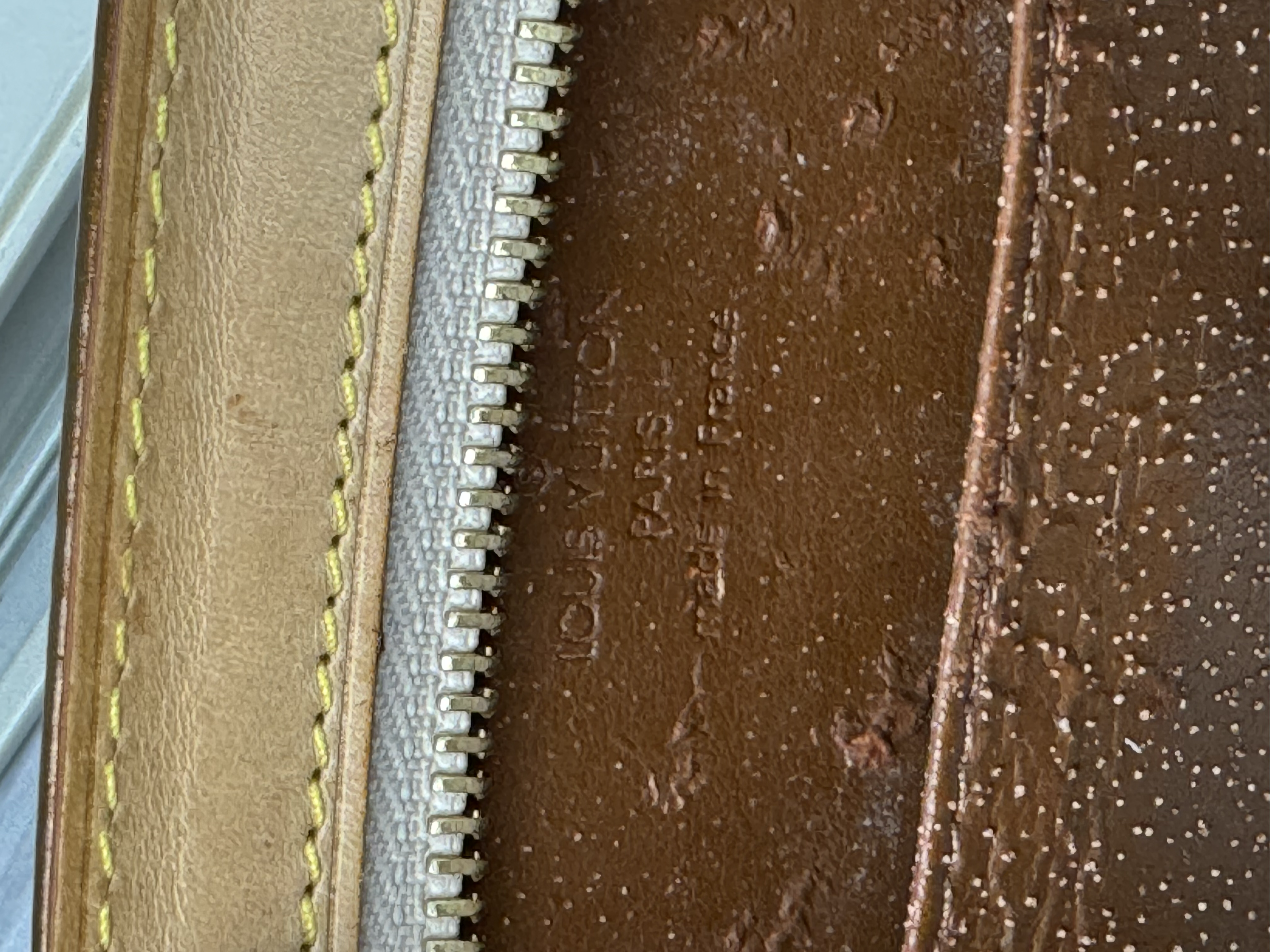 LOUIS VUITTON BRONZE PM PORSYTH HANDBAG