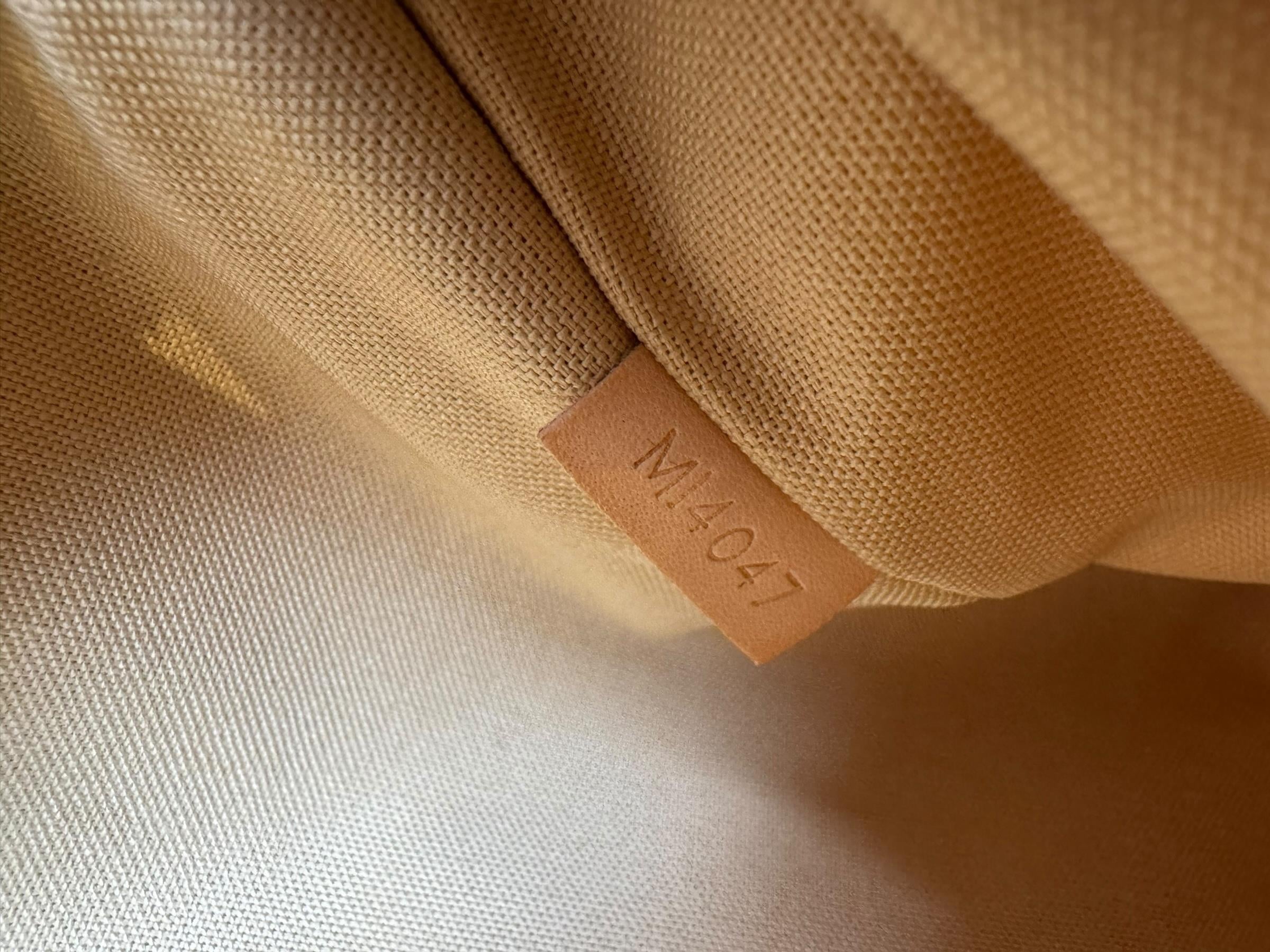 LOUIS VUITTON DAMIER AZUR MESSENGER BAG