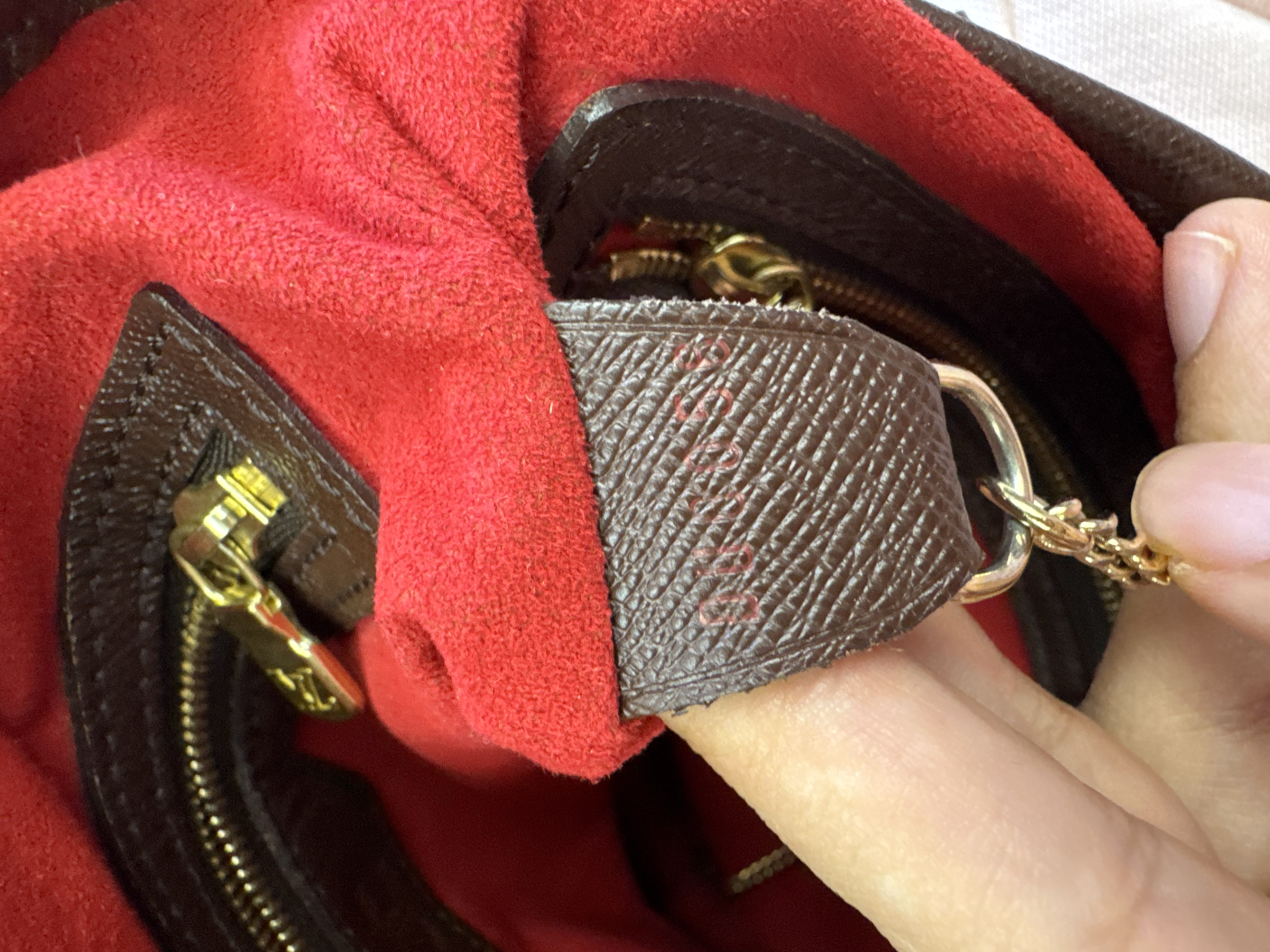 LOUIS VUITTON DAMIER EBENE BUCKET BAG