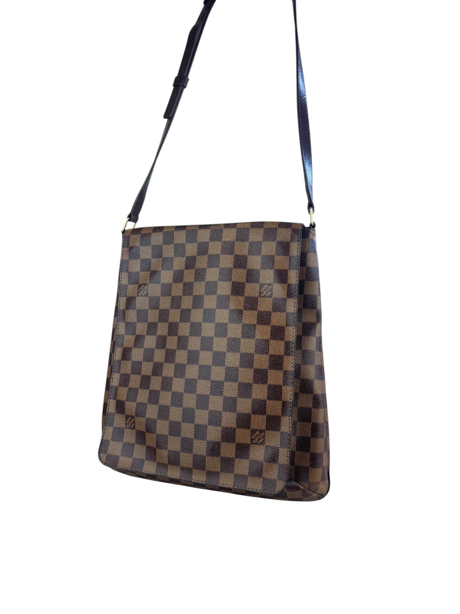 LOUIS VUITTON DAMIER EBENE MUSETTE BAG