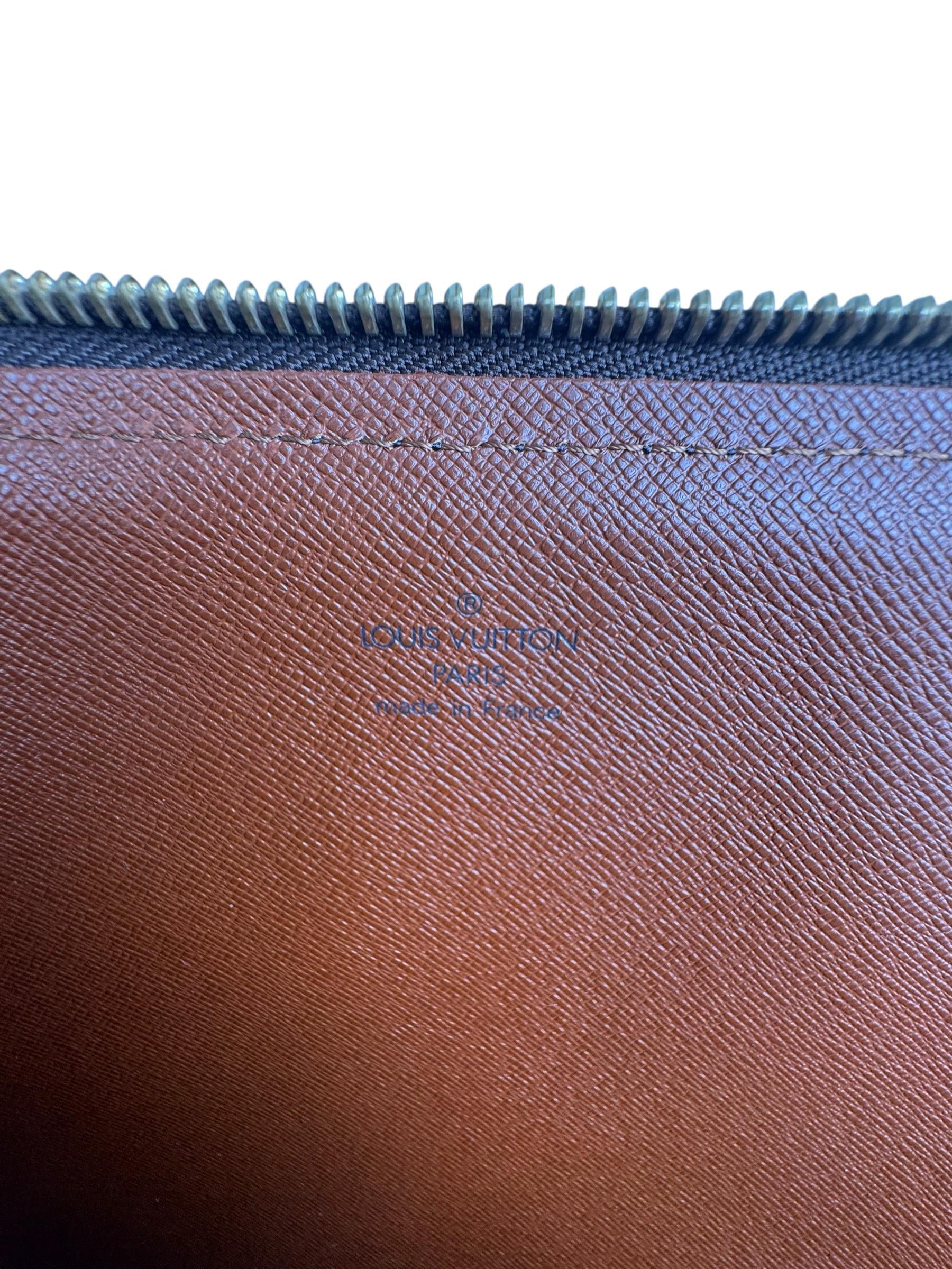 LOUIS VUITTON DOCUMENTS POUCH