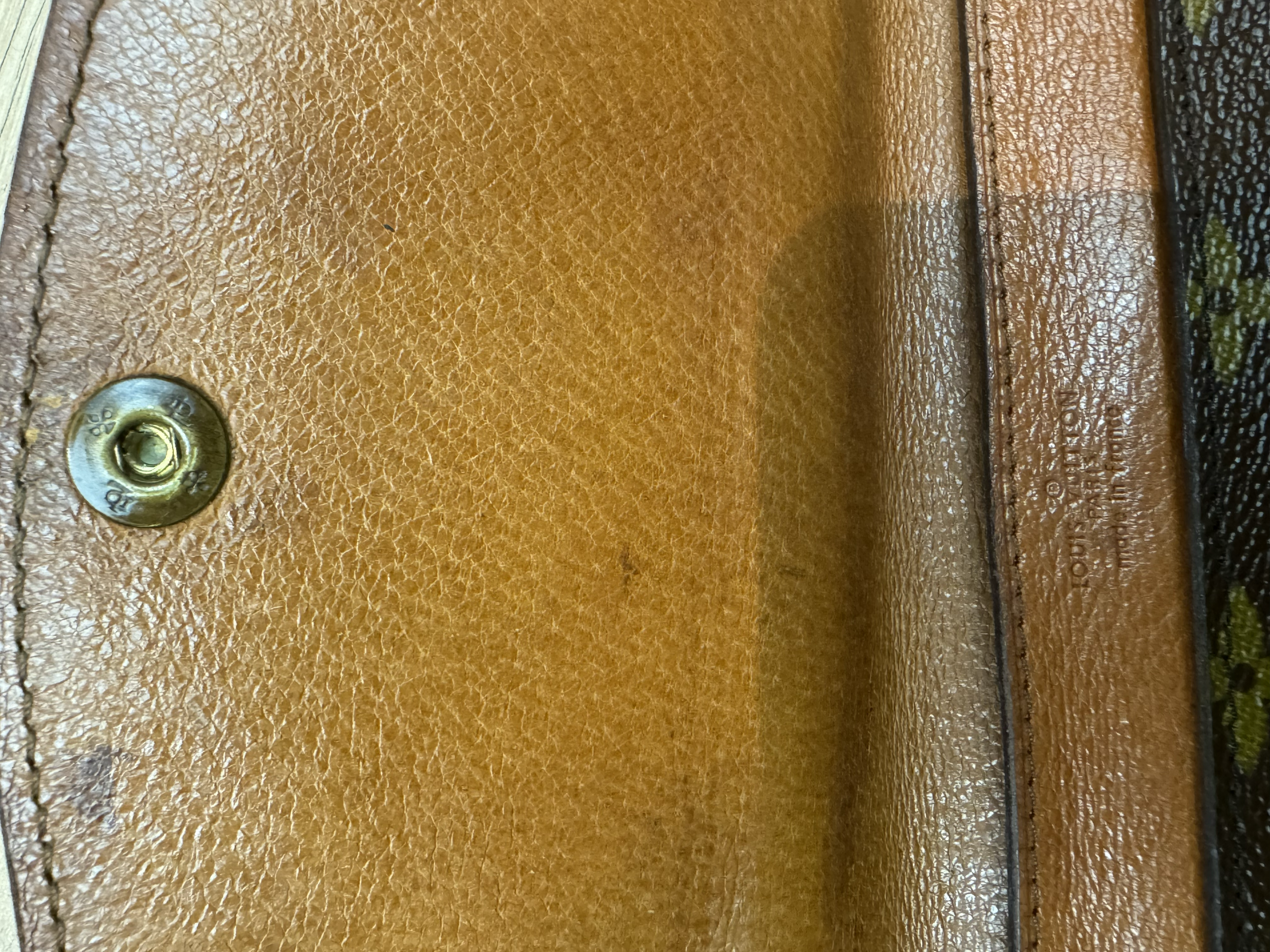 LOUIS VUITTON DOUBLE RABAT CLUTCH