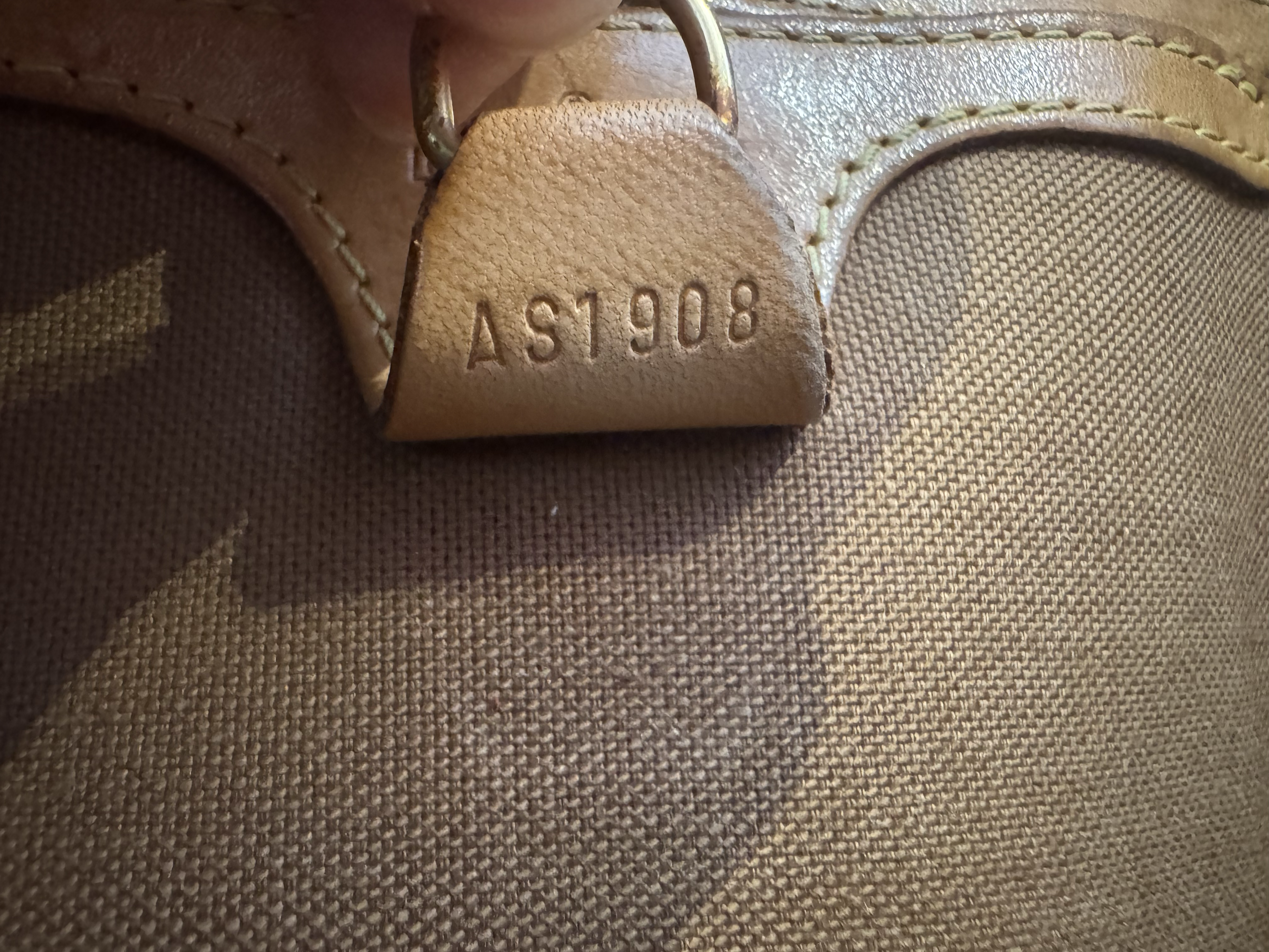 LOUIS VUITTON ELLIPSE MM SHOULDER BAG 
