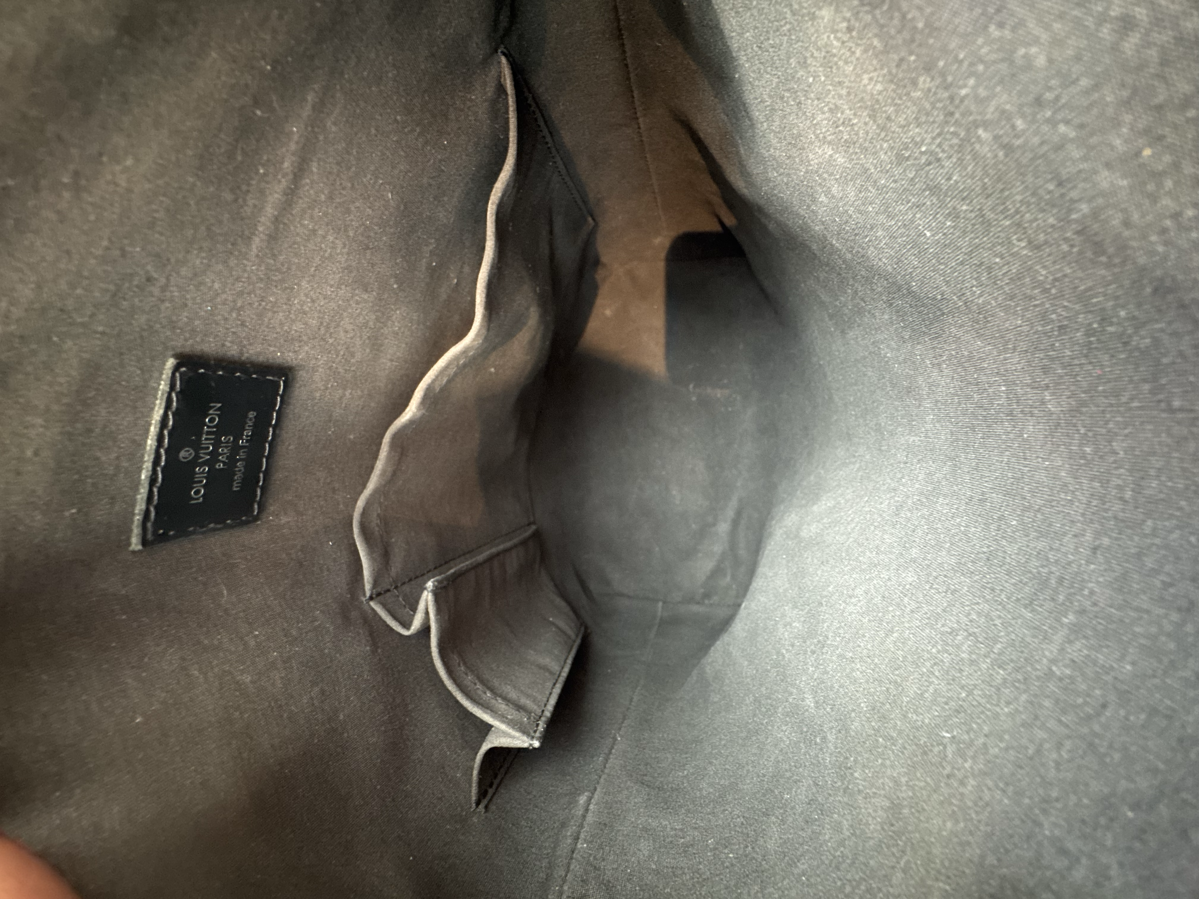 LOUIS VUITTON EPI BLACK LOCKIT BAG 