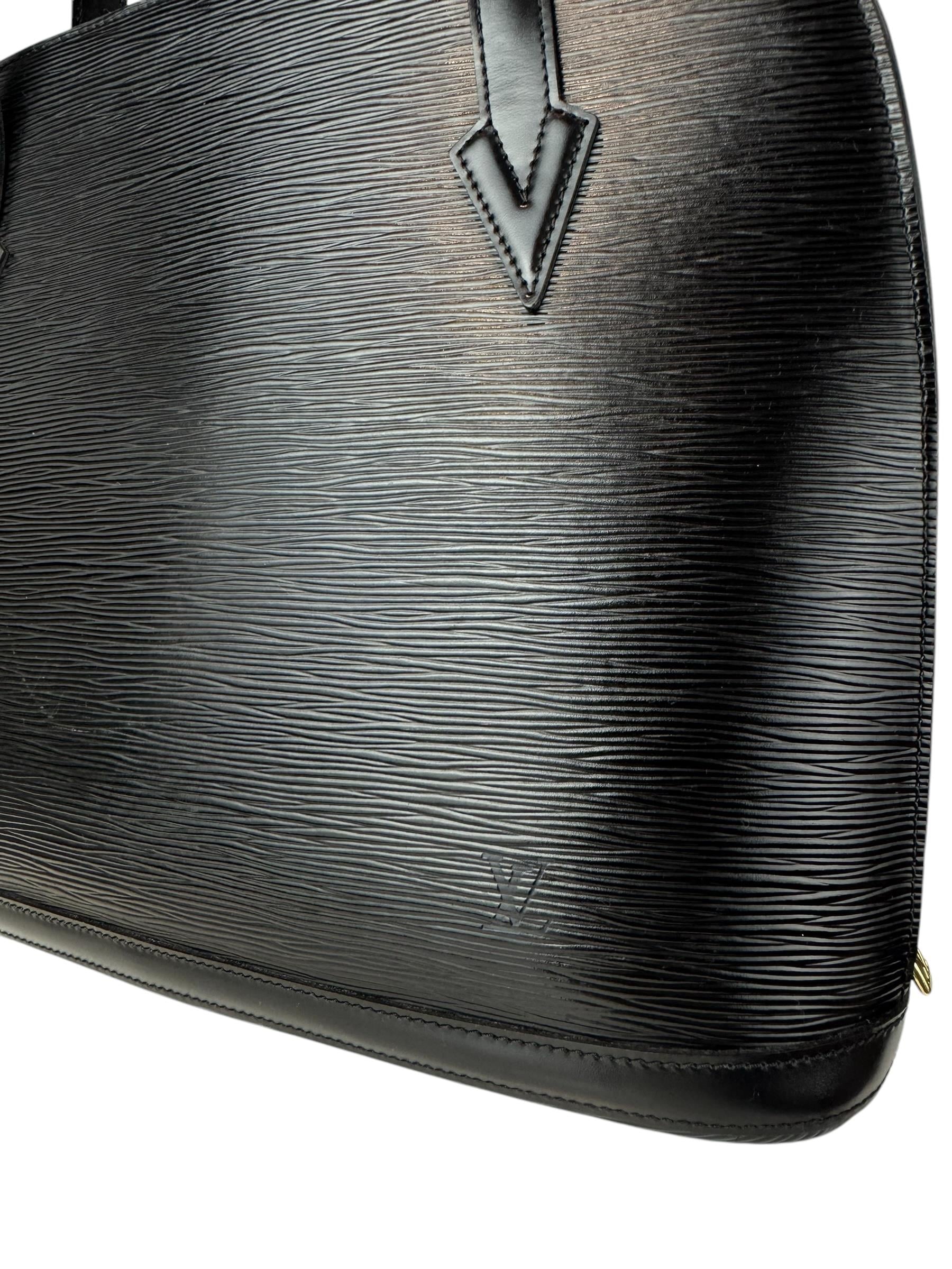 LOUIS VUITTON EPI BLACK LUSSAC BAG