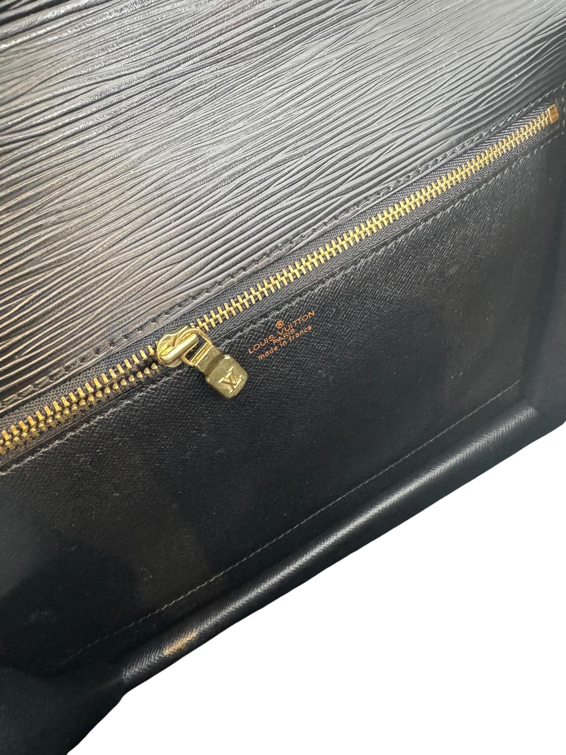 LOUIS VUITTON EPI BLACK MONCEAU BAG