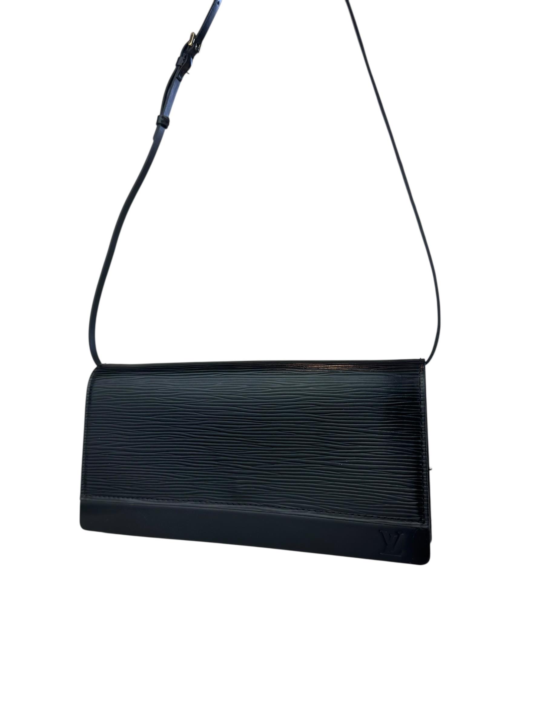 LOUIS VUITTON EPI HONFLEUR SHOULDER BAG