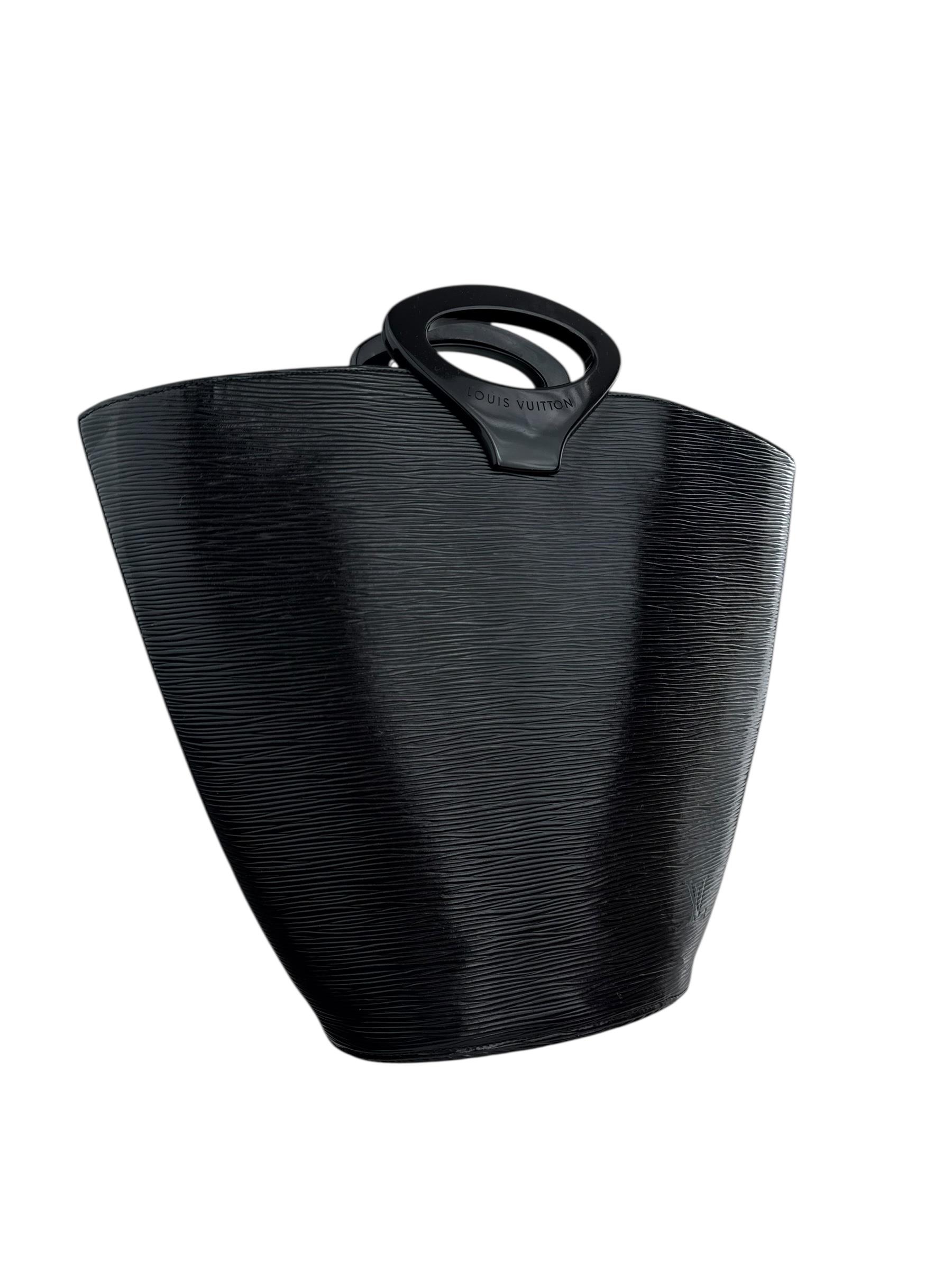 LOUIS VUITTON EPI NOCTAMBULE BAG