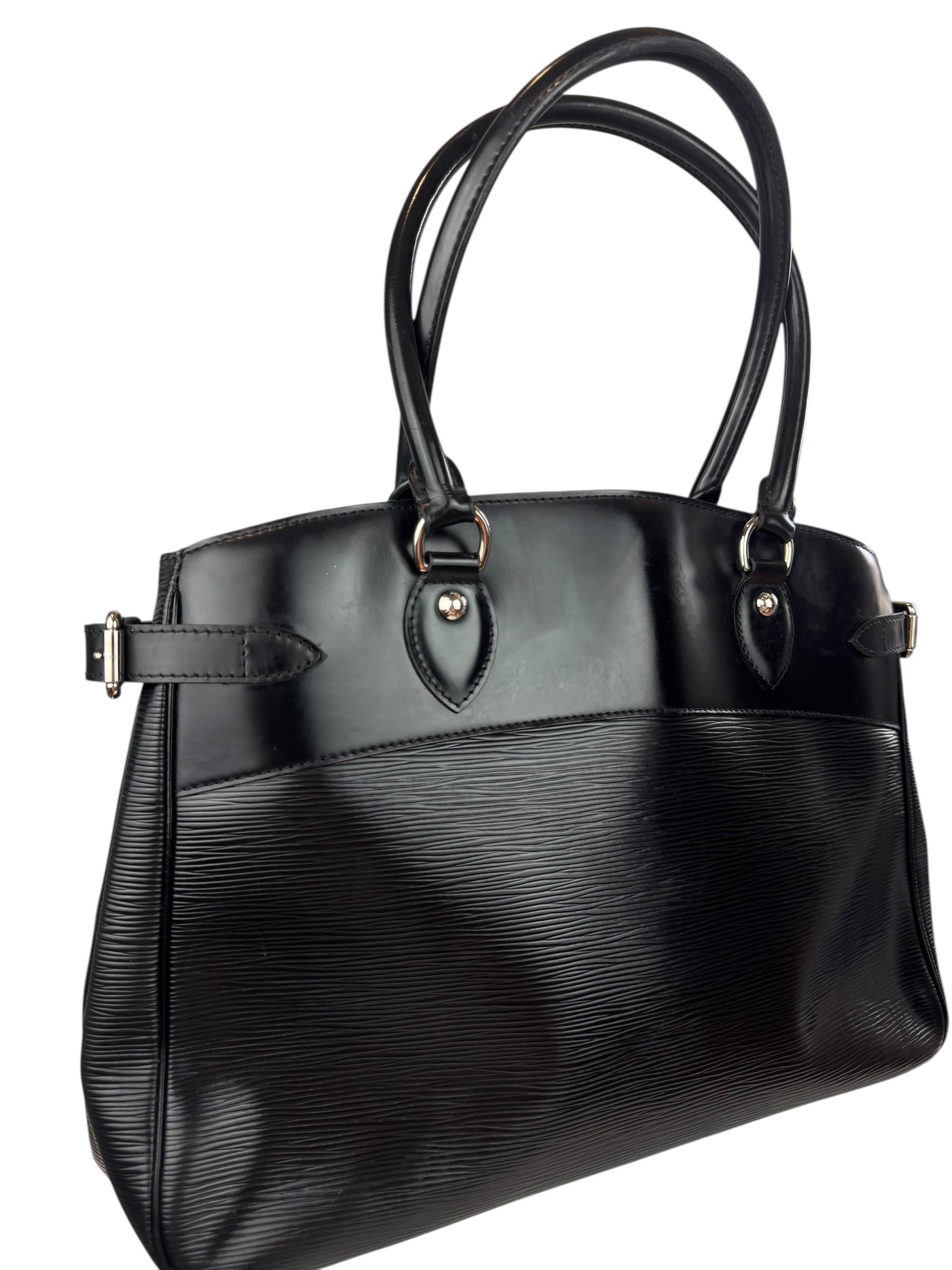 LOUIS VUITTON EPI PASSY TOTE BAG 