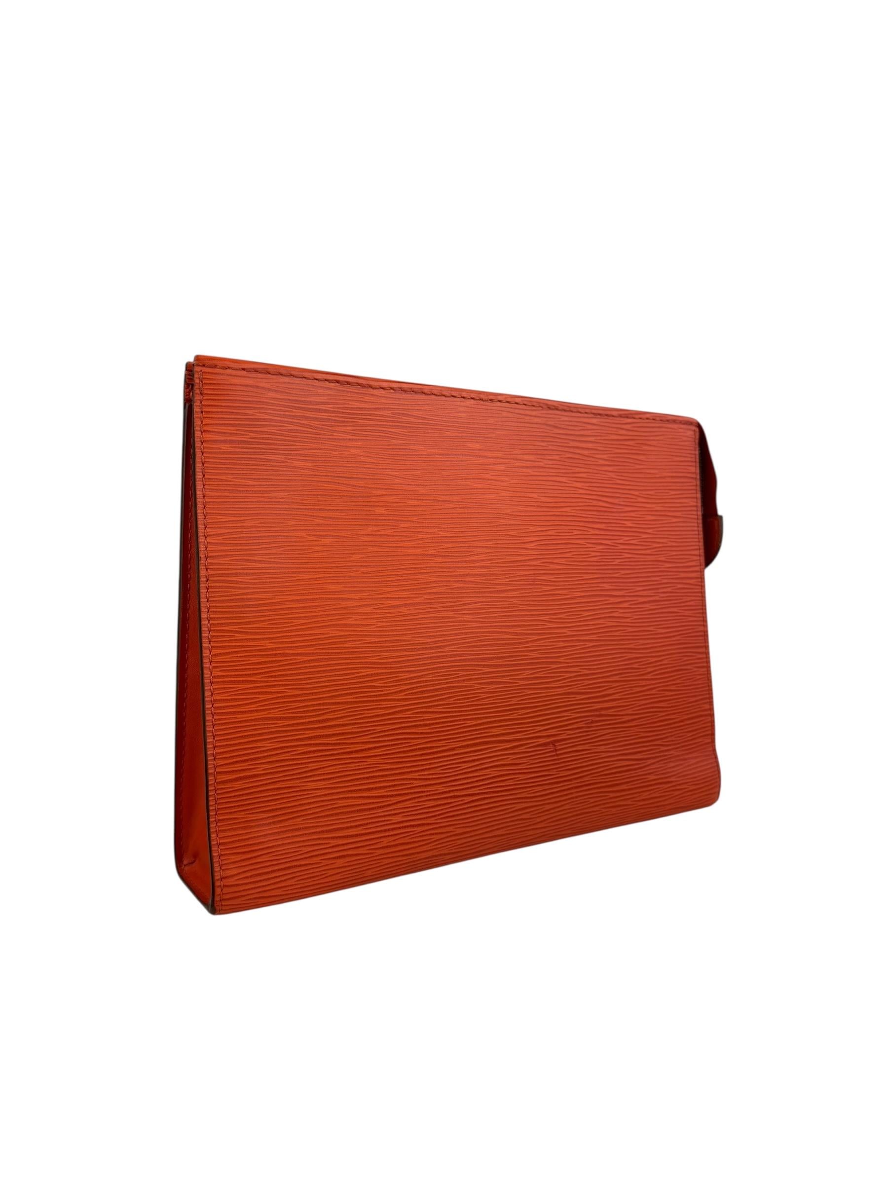 LOUIS VUITTON EPI PISTACHE TOILETTE POUCH