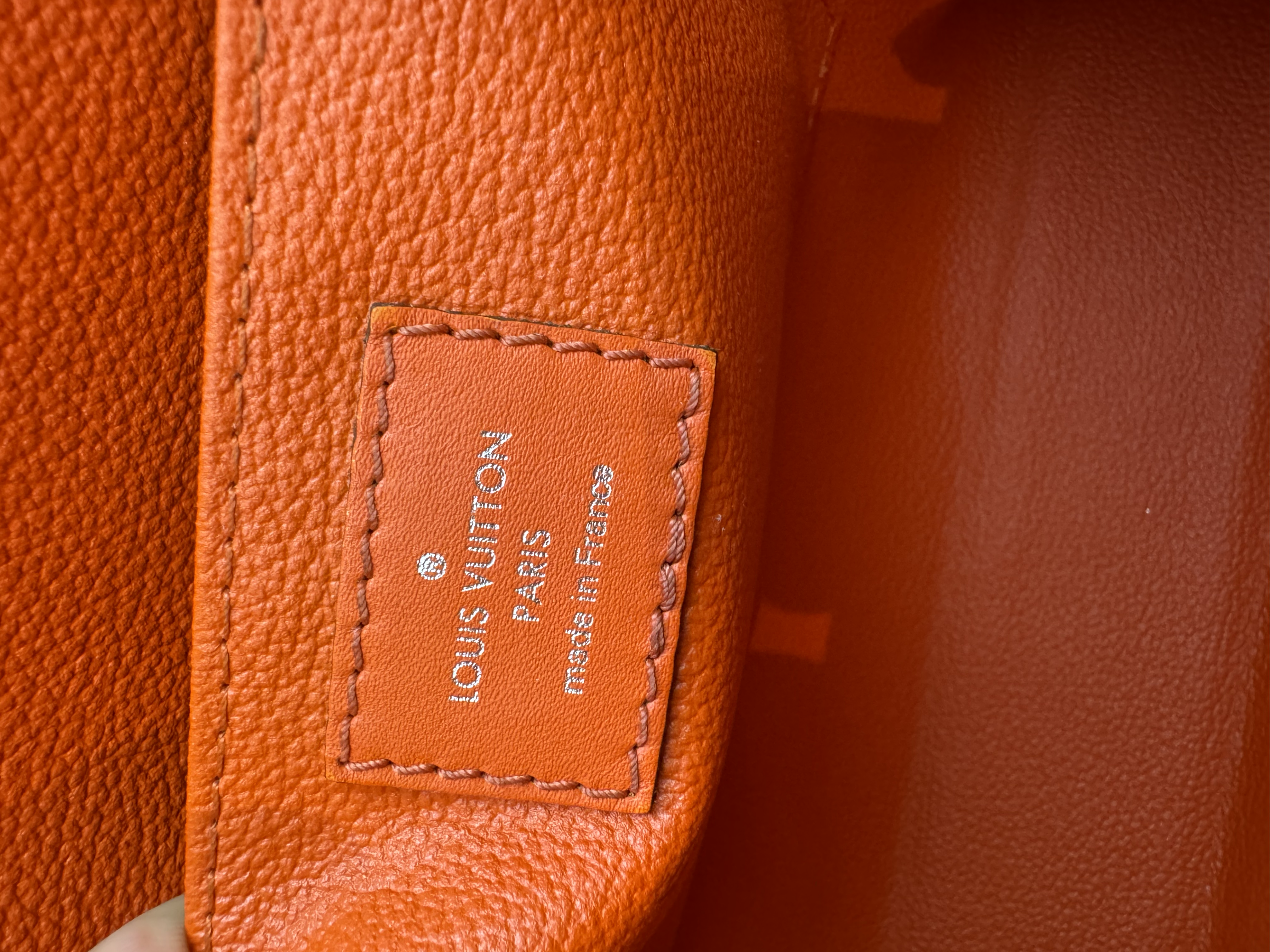 LOUIS VUITTON EPI PISTACHE TOILETTE POUCH