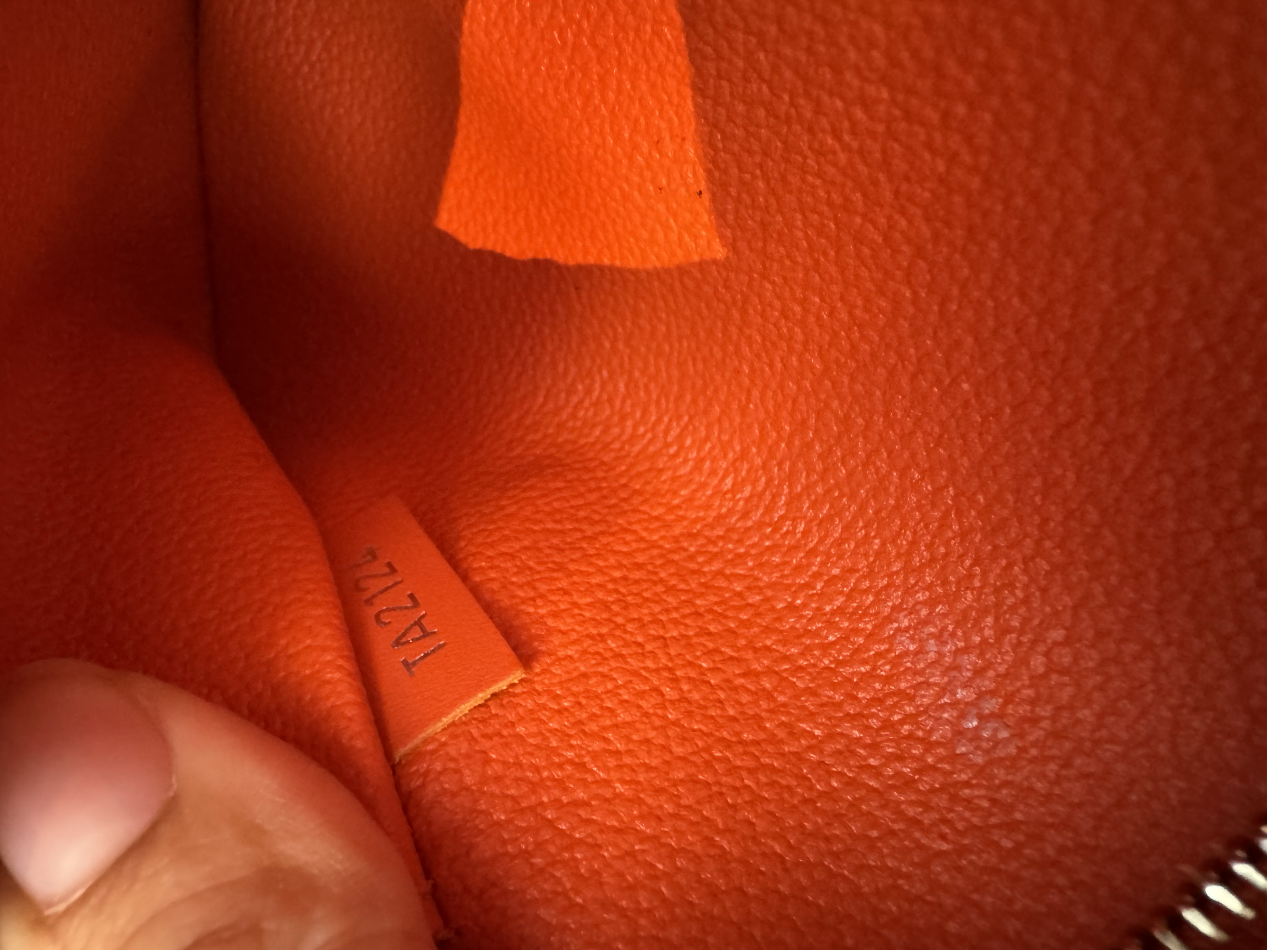 LOUIS VUITTON EPI PISTACHE TOILETTE POUCH