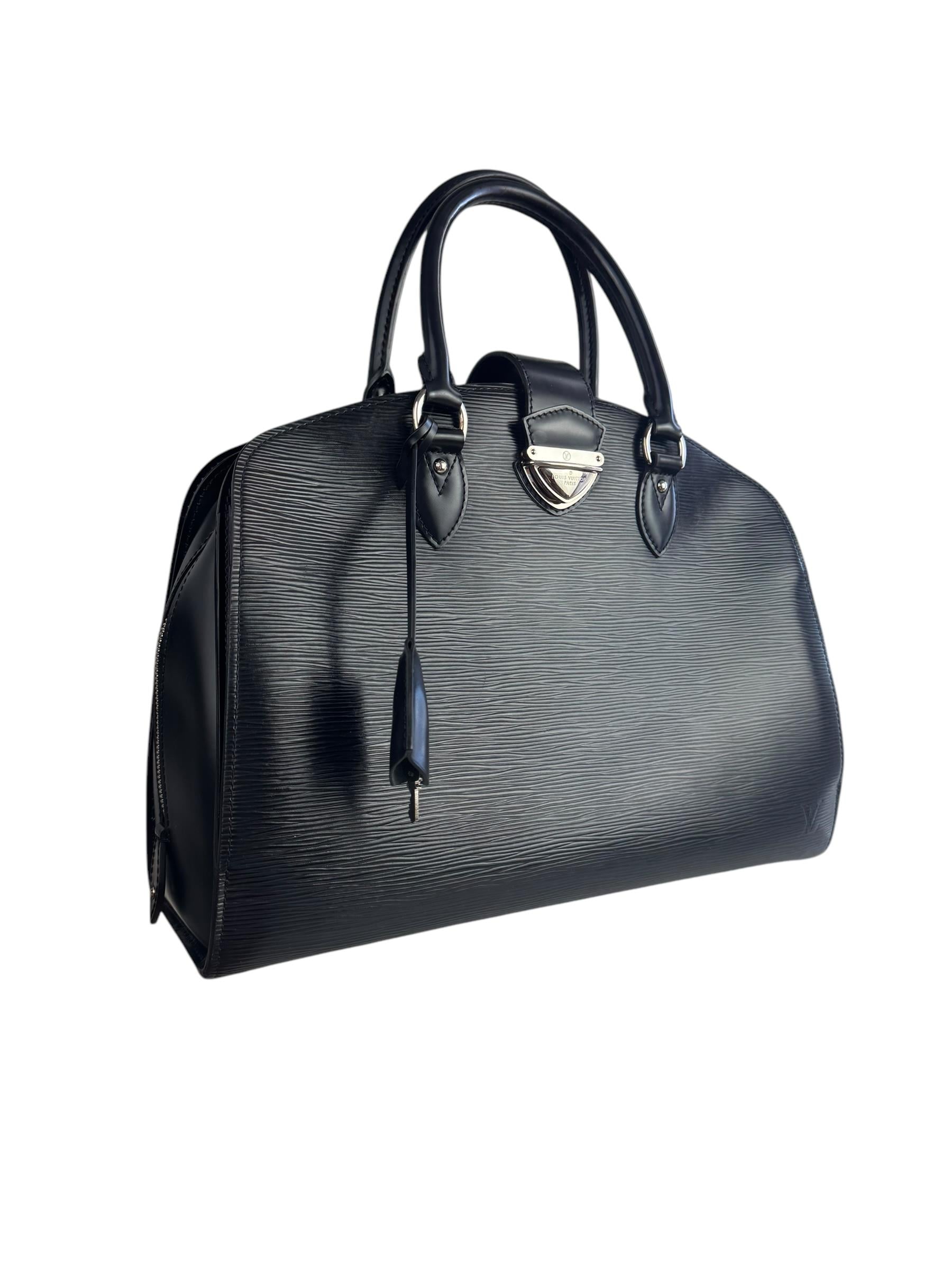 LOUIS VUITTON EPI PONT NEUF GM HANDBAG