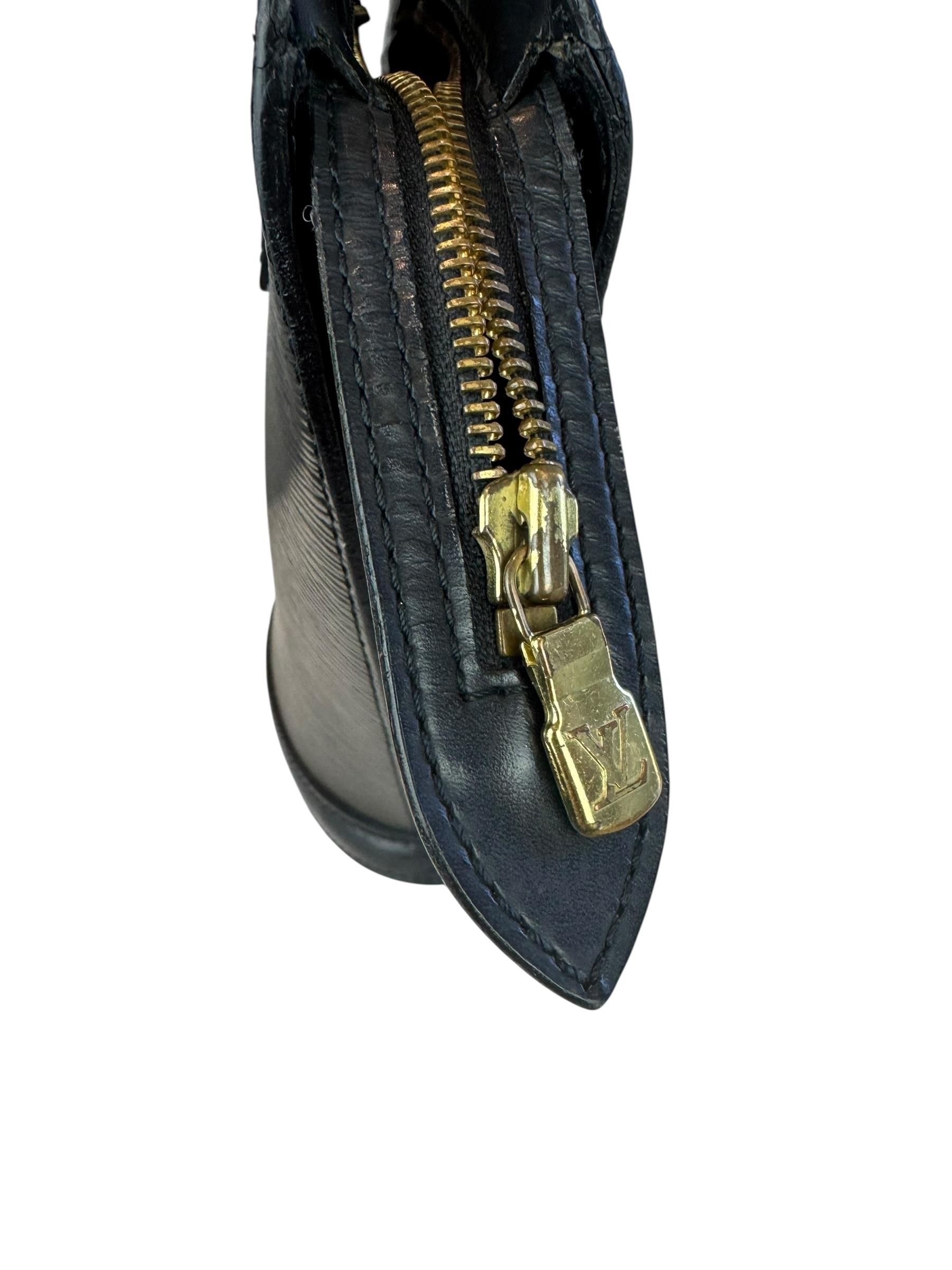 LOUIS VUITTON EPI SAINT JACQUES BAG