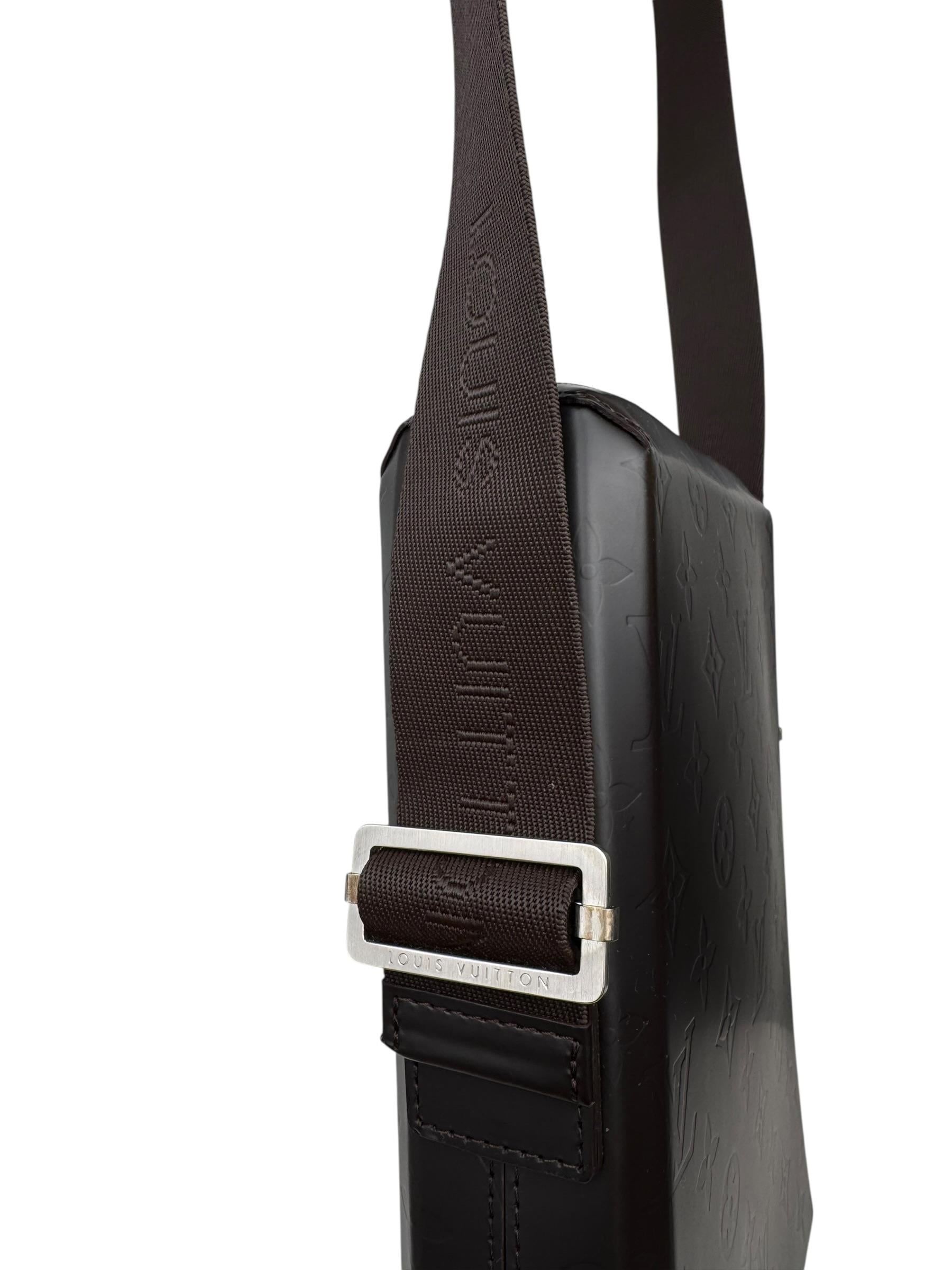 LOUIS VUITTON GLACE LEATHER BOBBY MESSENGER BAG