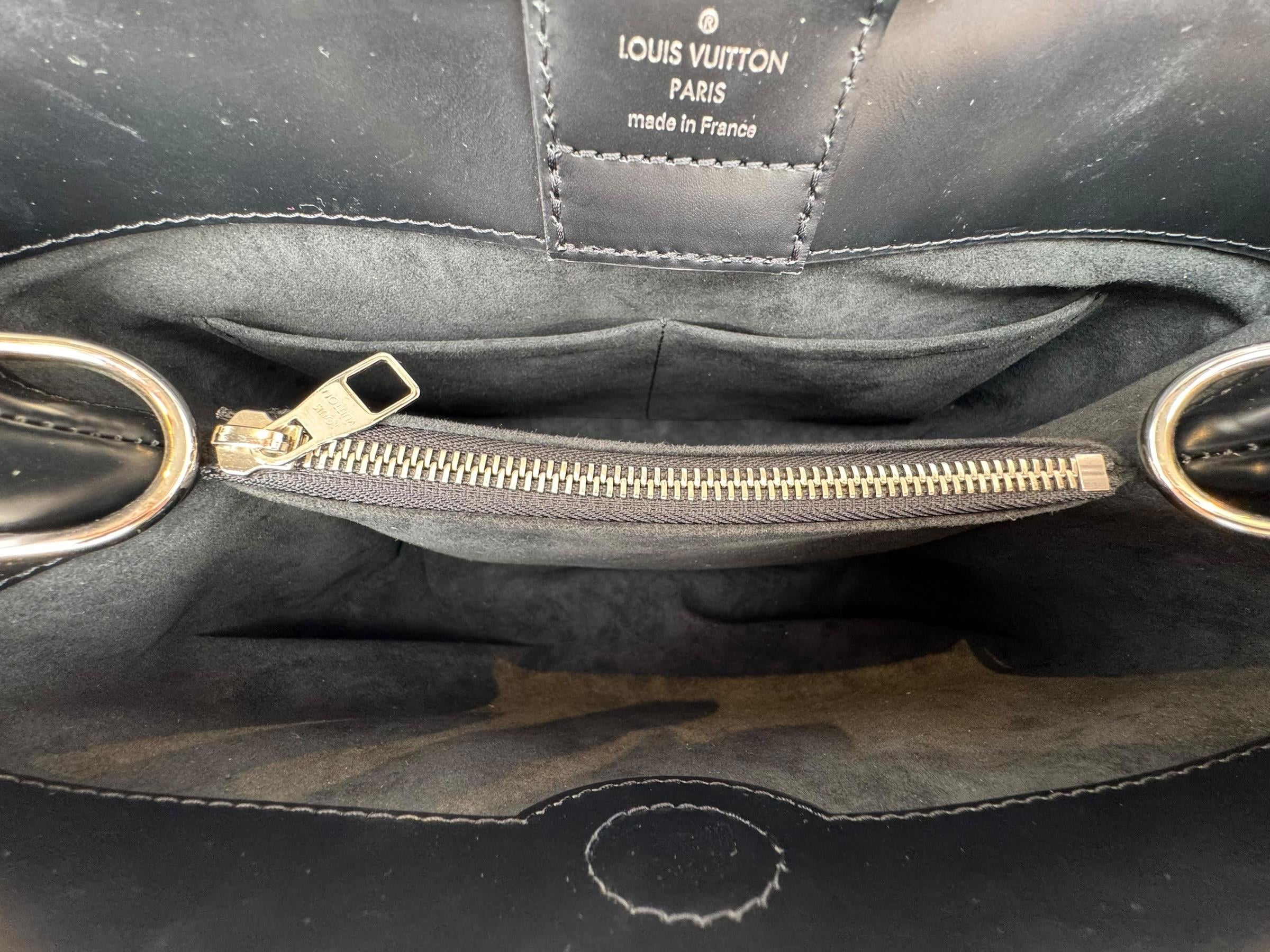 LOUIS VUITTON HOT PINK KLEBER PM BAG