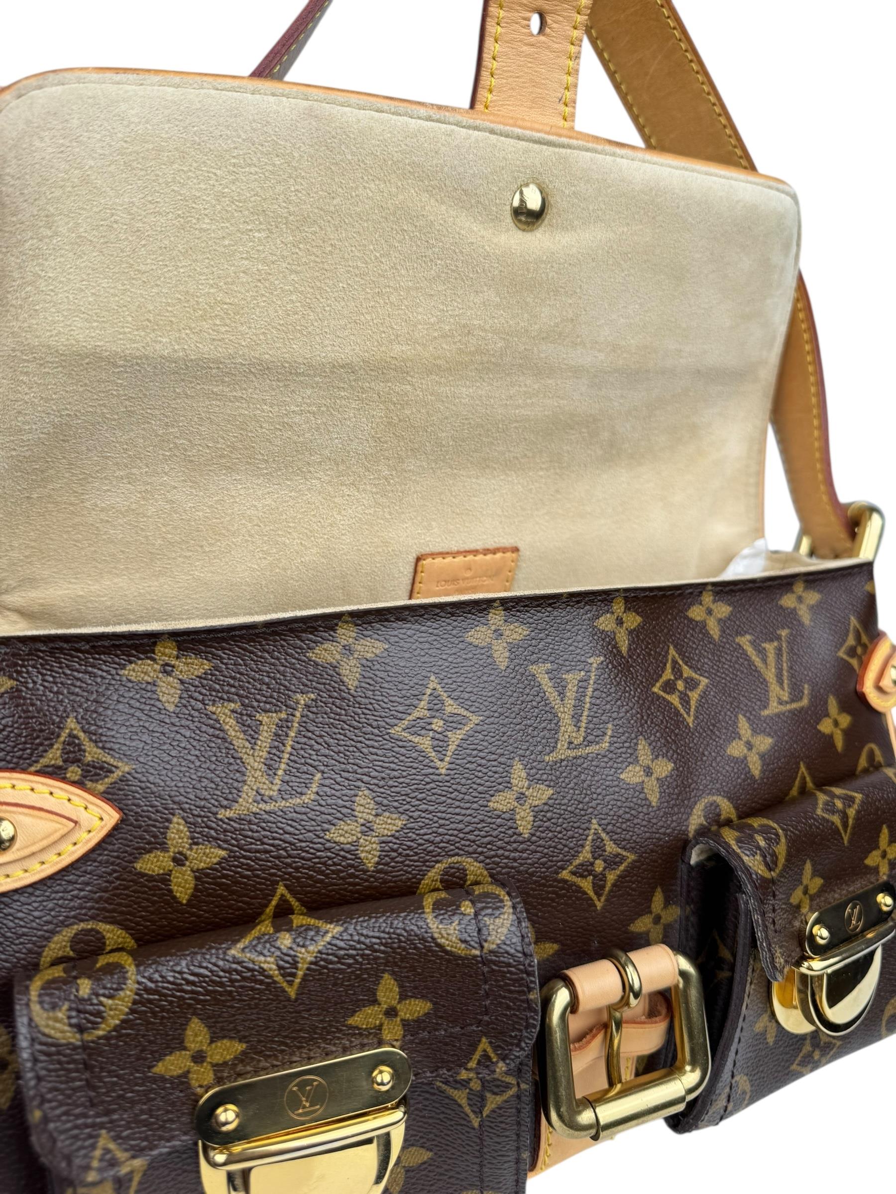 LOUIS VUITTON HUDSON PM SHOULDER BAG