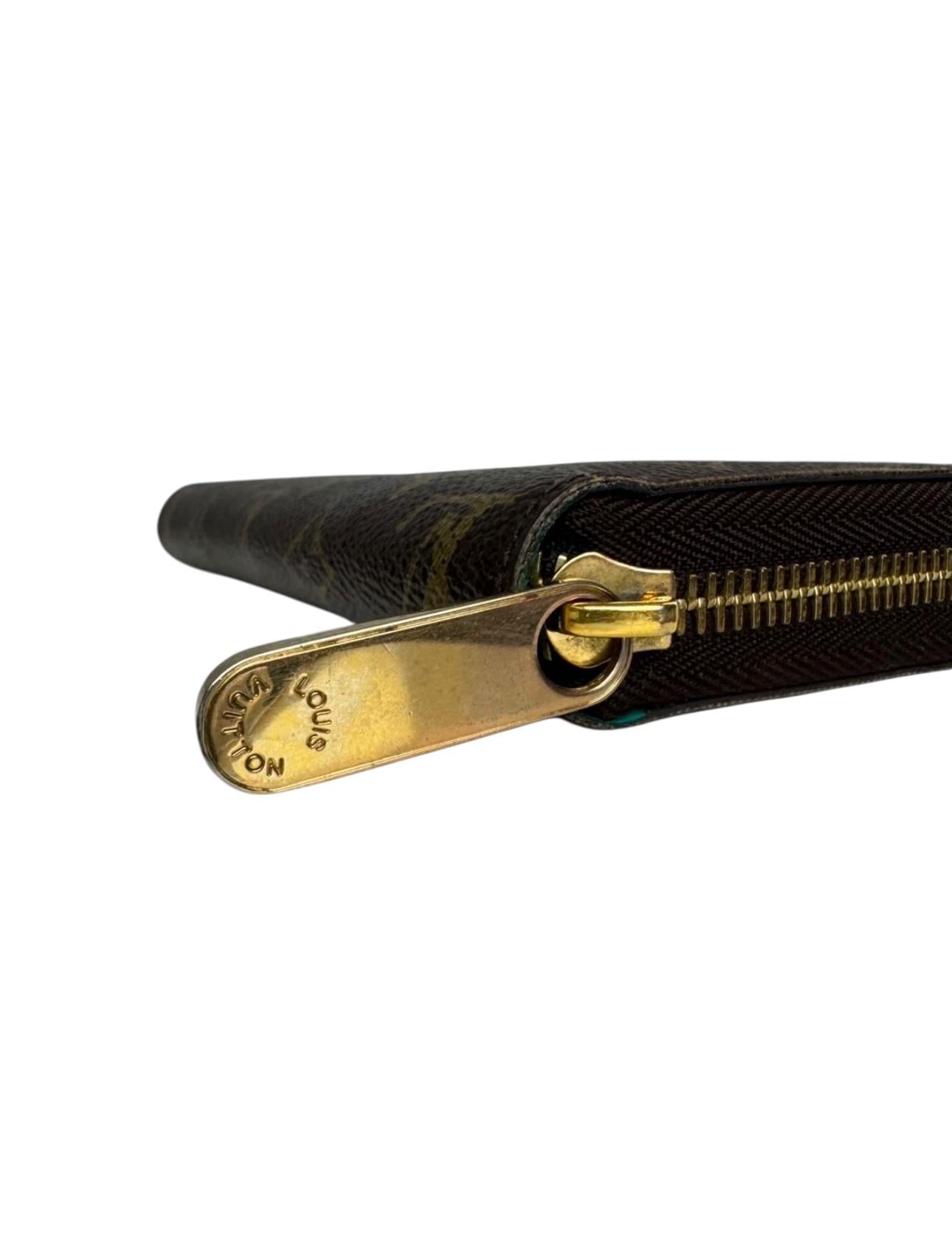 LOUIS VUITTON LIMITED V LOGO WALLET