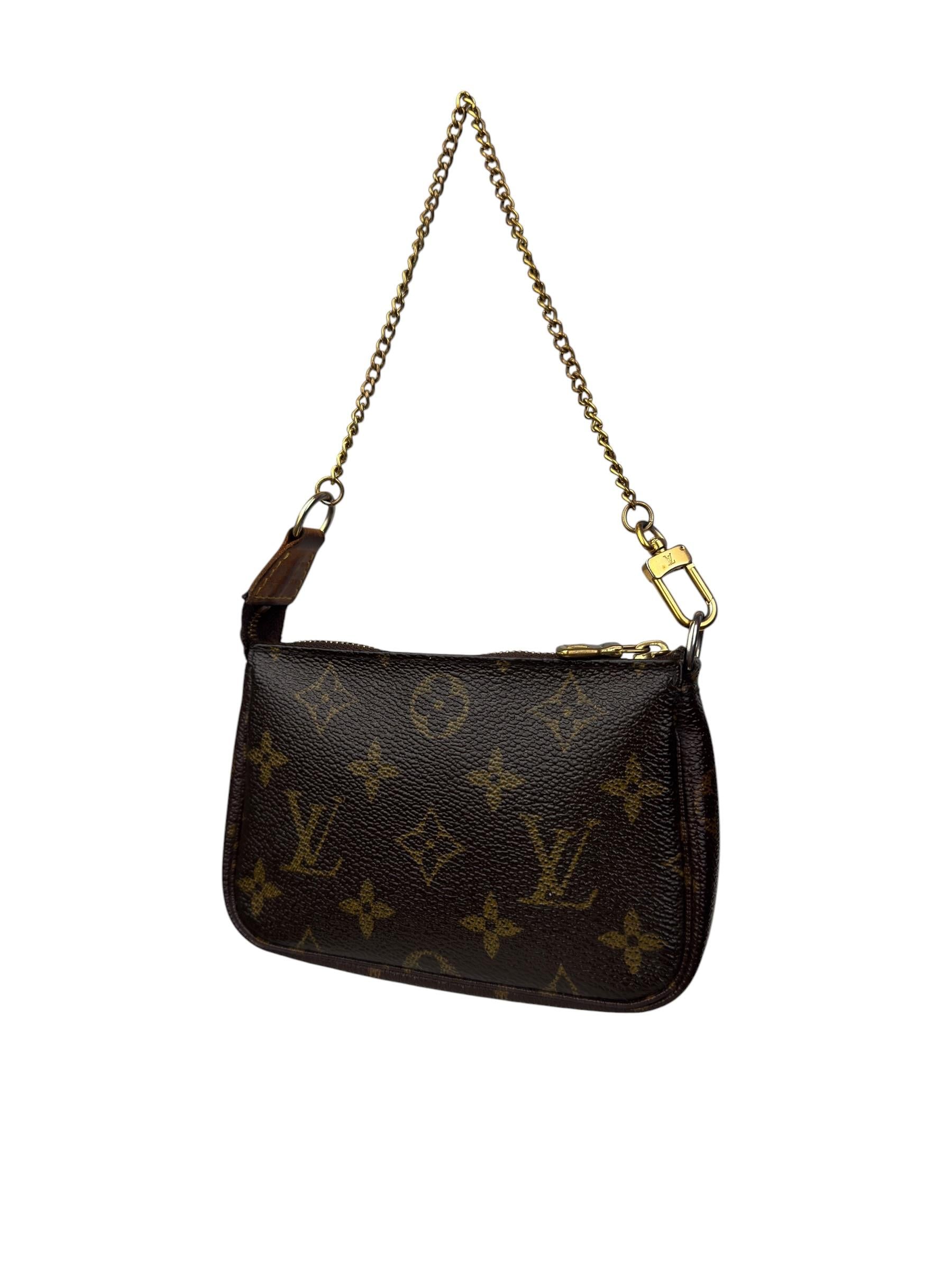 LOUIS VUITTON MINI POCHETTE