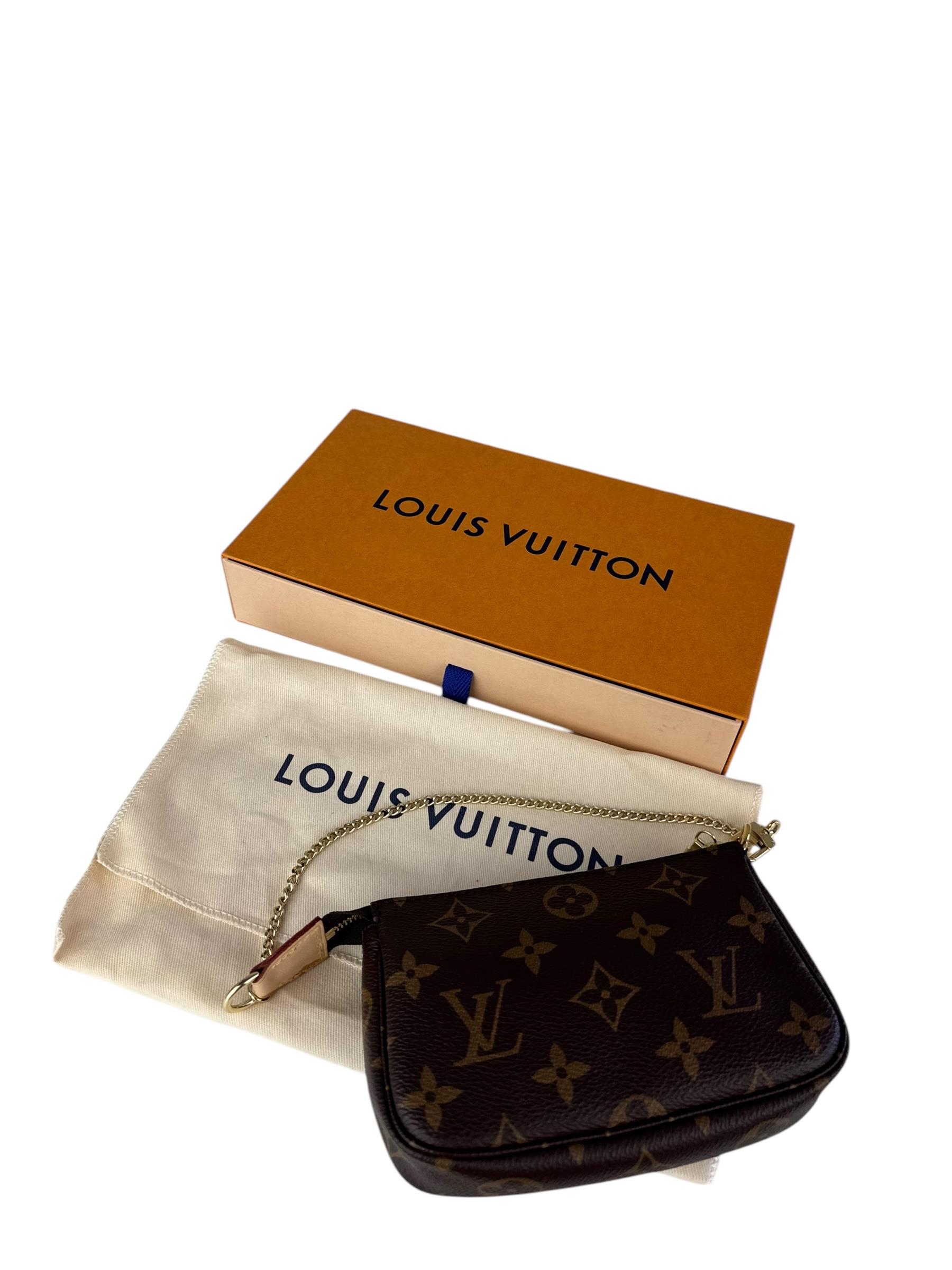 LOUIS VUITTON MINI POCHETTE ACCESSORIES