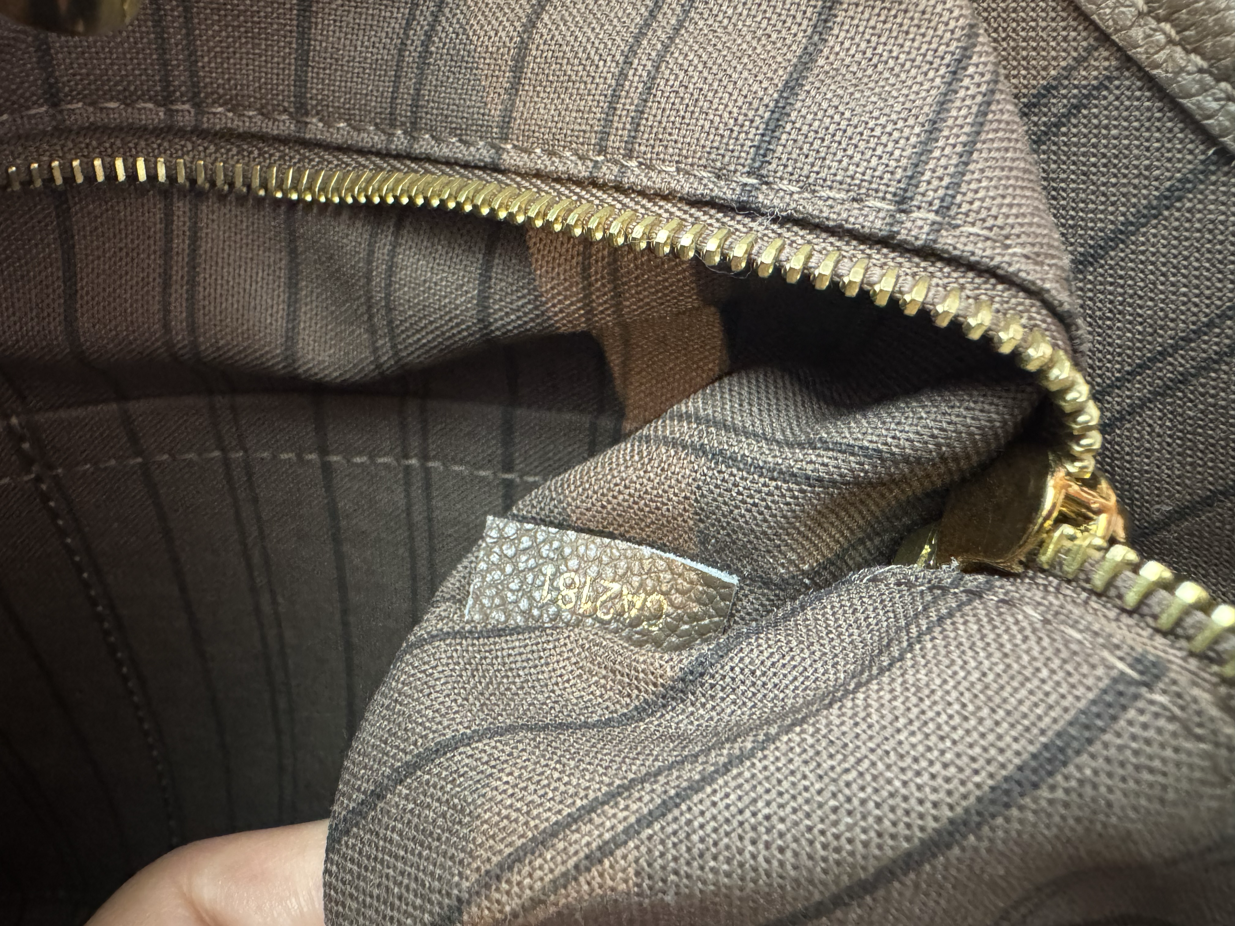 LOUIS VUITTON MINK EMPREINTE CITADINE GM TOTE