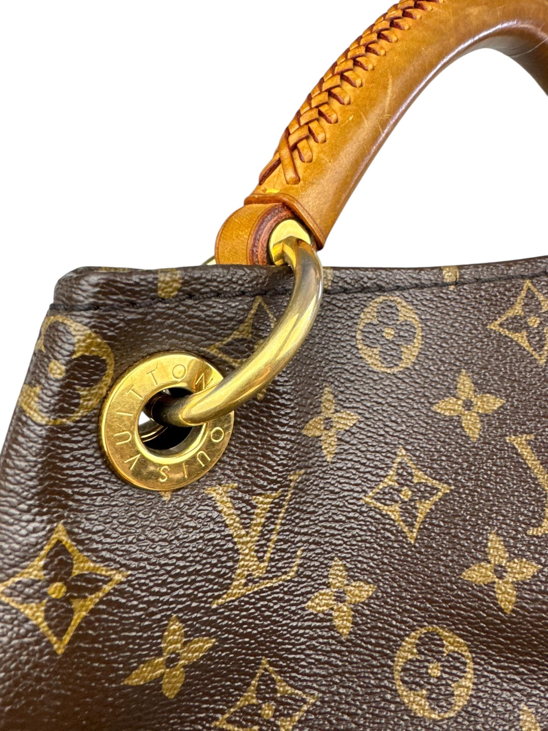 LOUIS VUITTON MONOGRAM ARTSY BAG