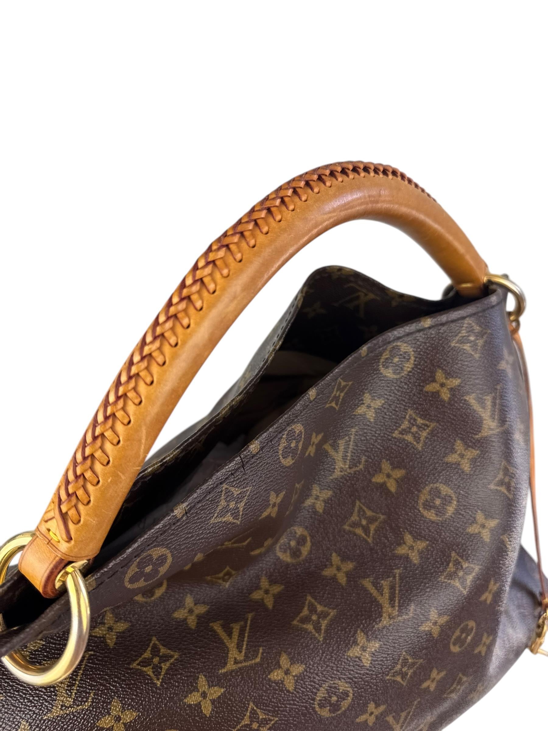 LOUIS VUITTON MONOGRAM ARTSY BAG