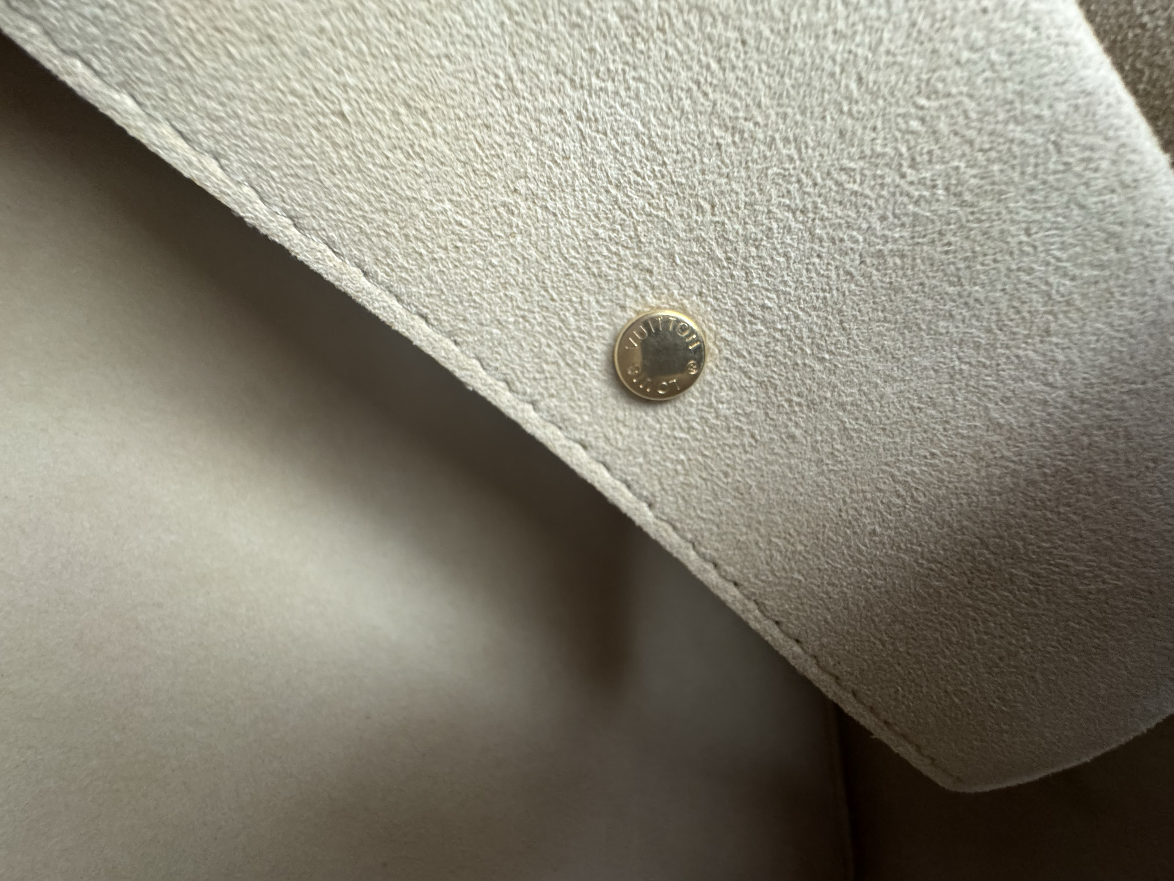 LOUIS VUITTON MONOGRAM BEVERLY GM BAG