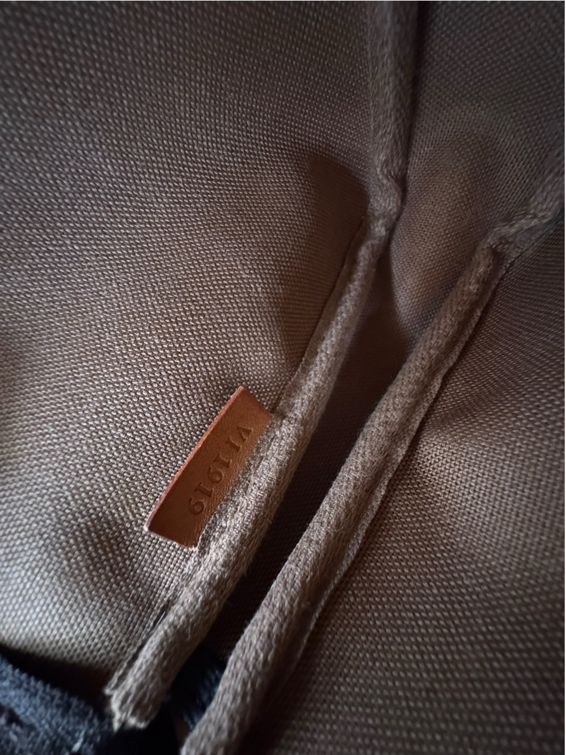 LOUIS VUITTON MONOGRAM CANVAS POCHETTE