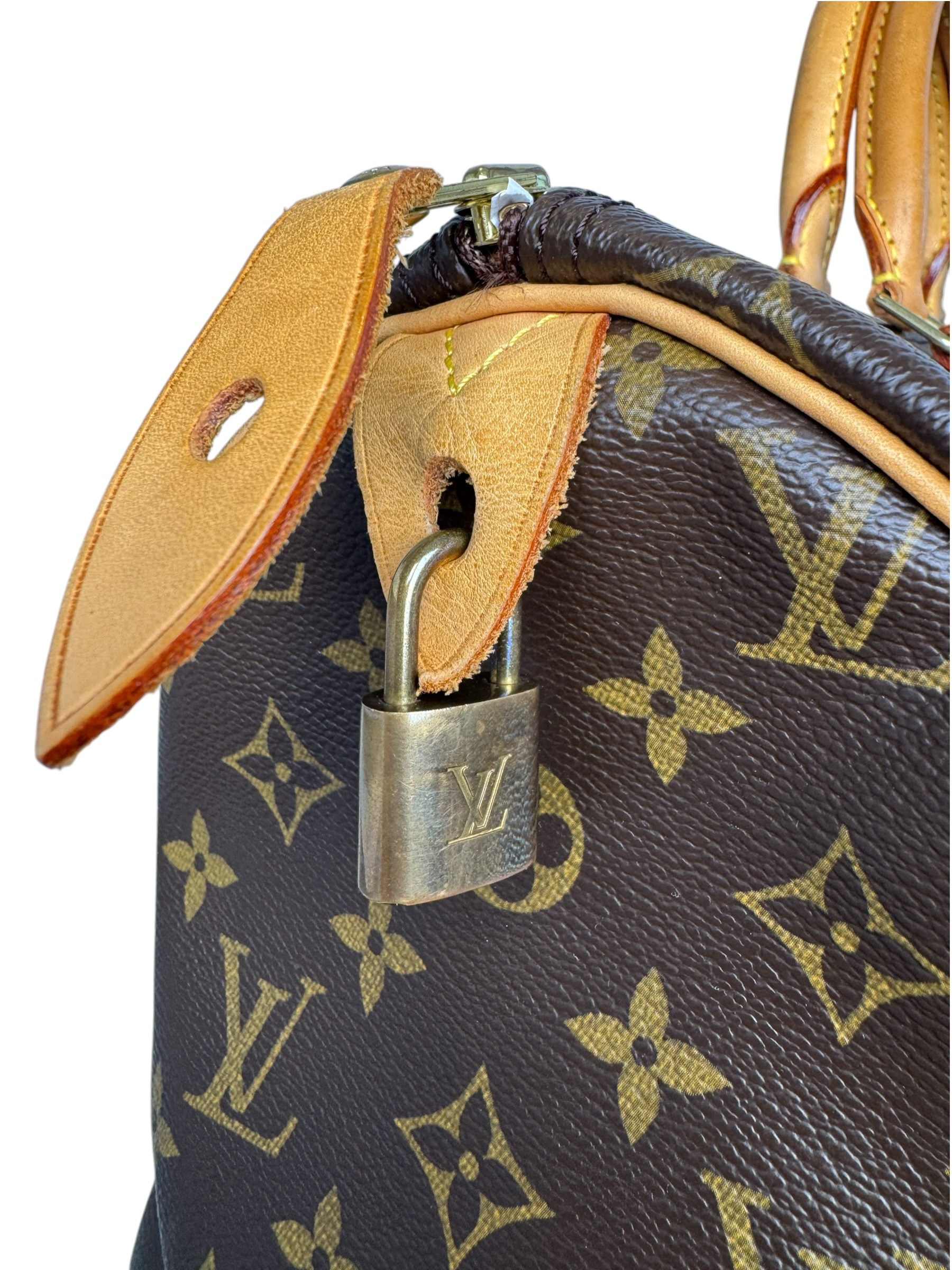 LOUIS VUITTON MONOGRAM CANVAS SPEEDY 40
