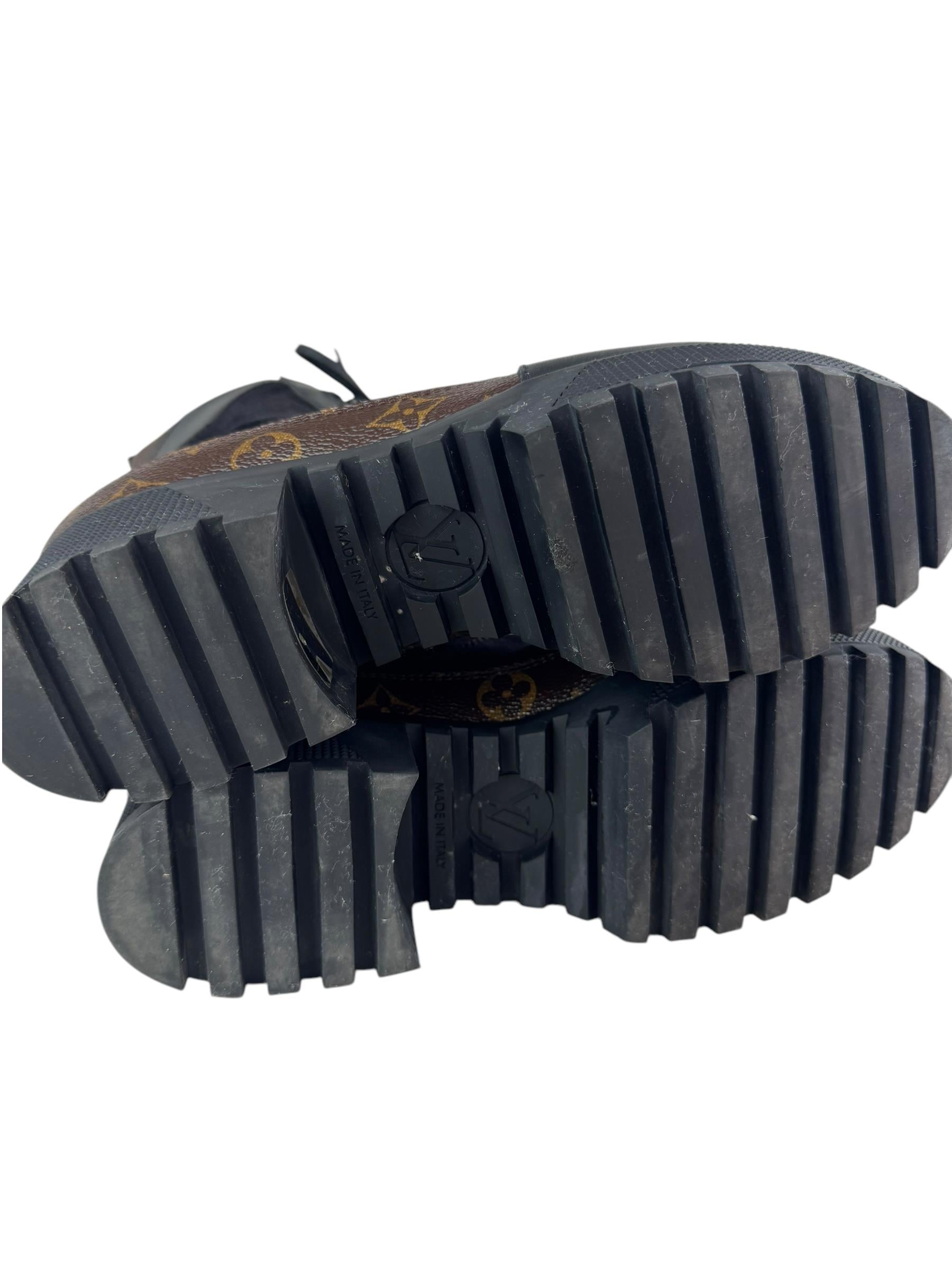 LOUIS VUITTON MONOGRAM LAUREATE DESERT BOOTS