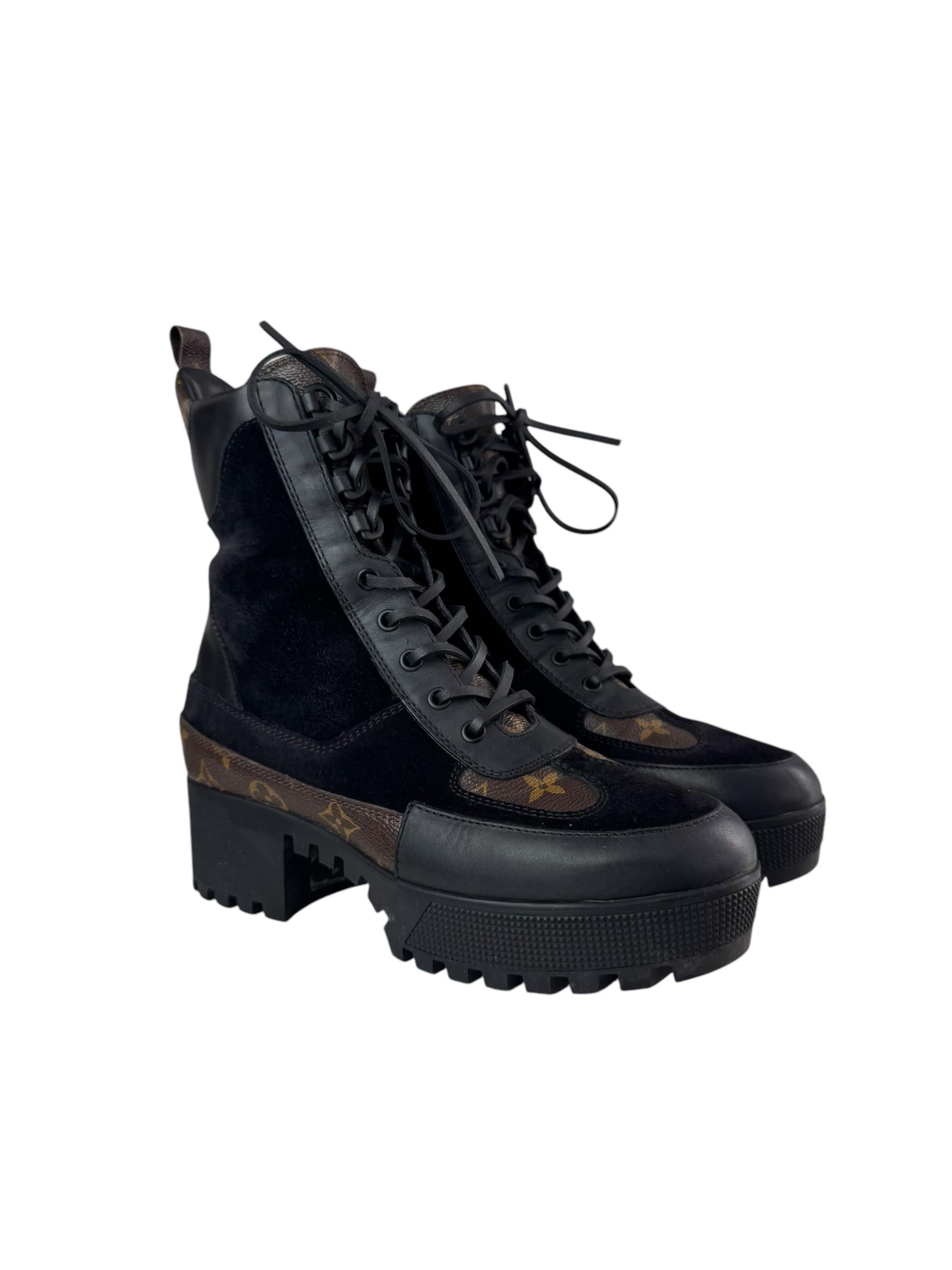 LOUIS VUITTON MONOGRAM LAUREATE DESERT BOOTS