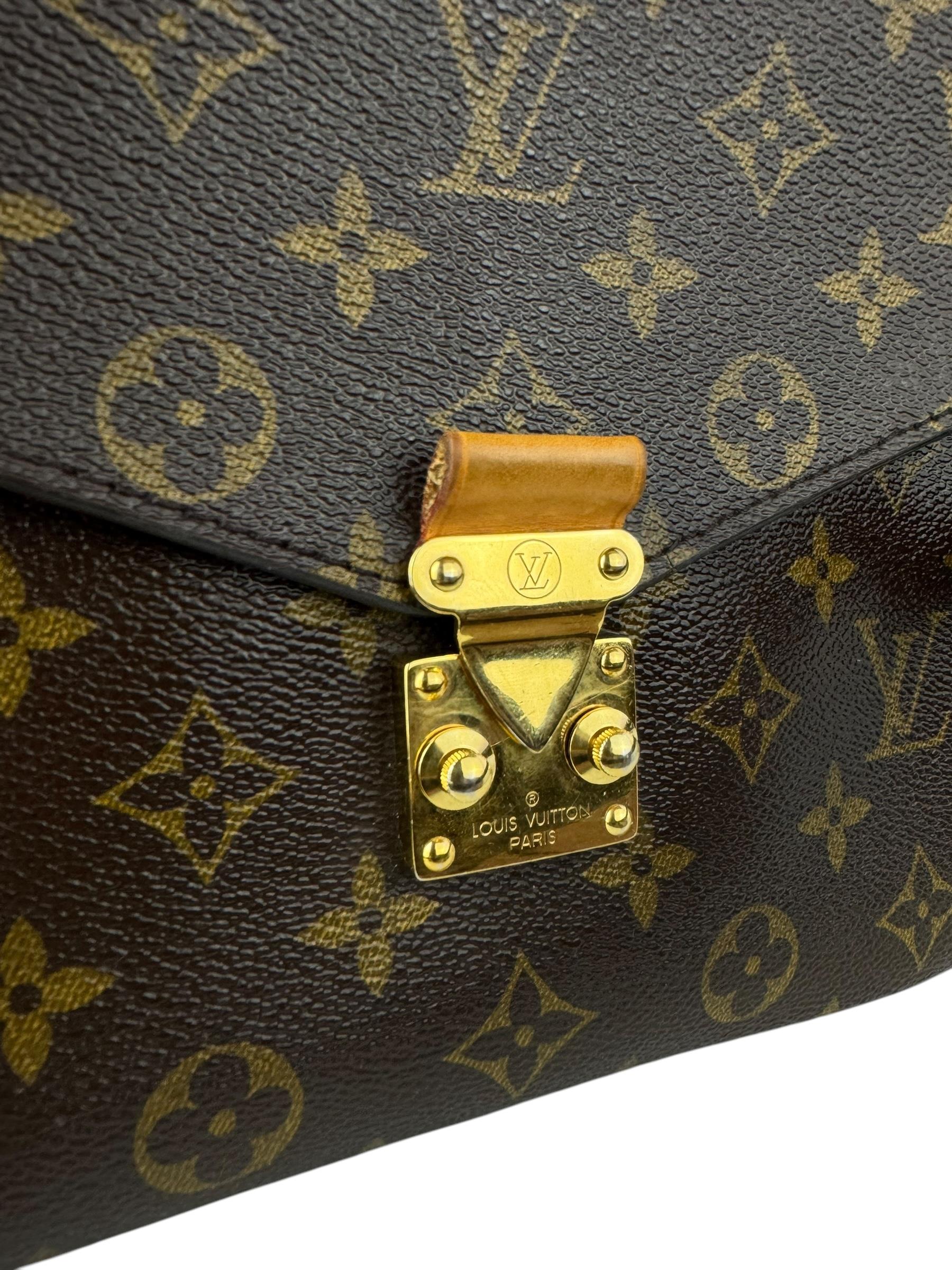 LOUIS VUITTON MONOGRAM METIS MM BAG