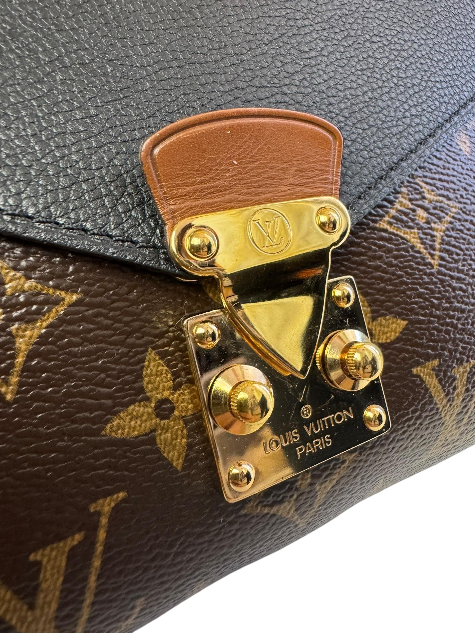 LOUIS VUITTON MONOGRAM PALLAS CHAIN BAG