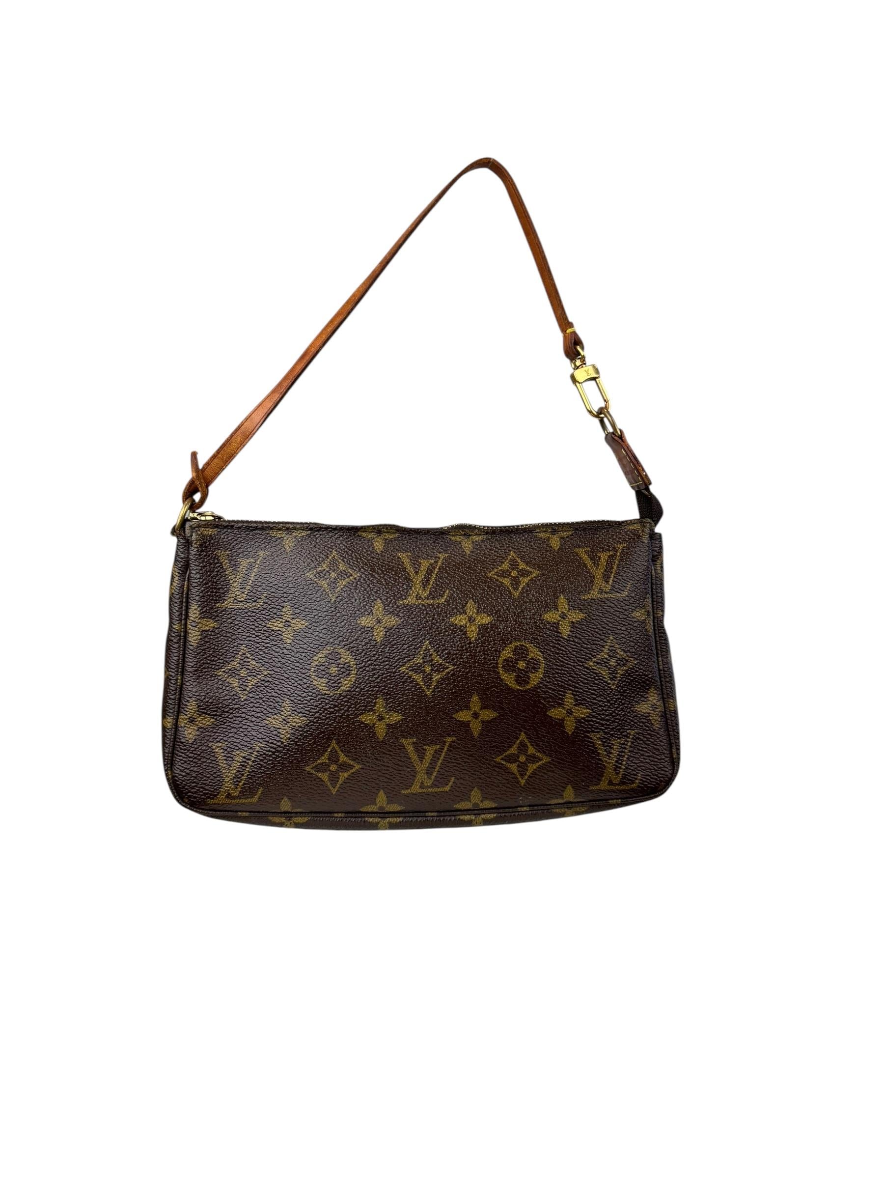 LOUIS VUITTON MONOGRAM POCHETTE