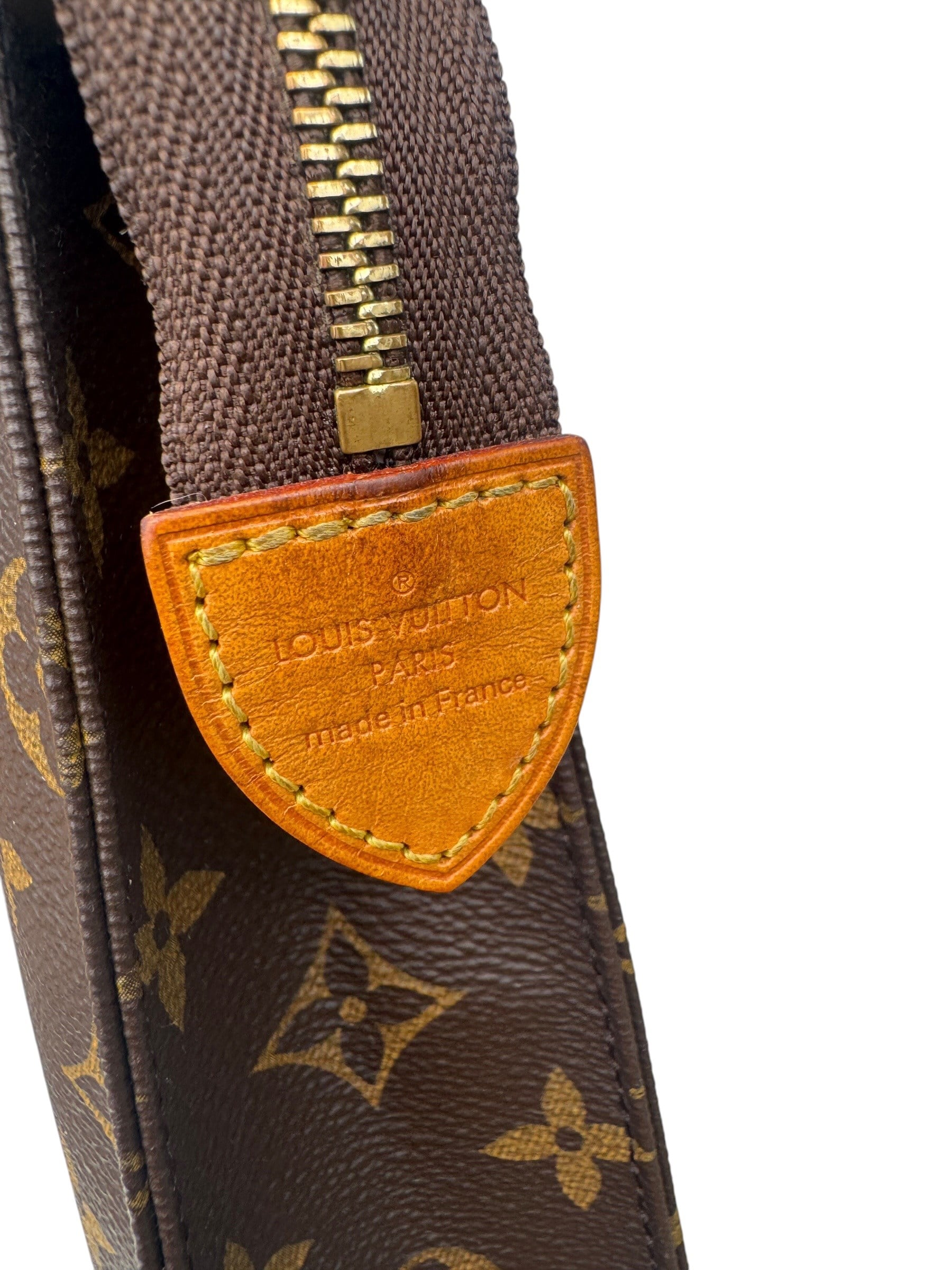LOUIS VUITTON MONOGRAM TOILETTE POUCH 26