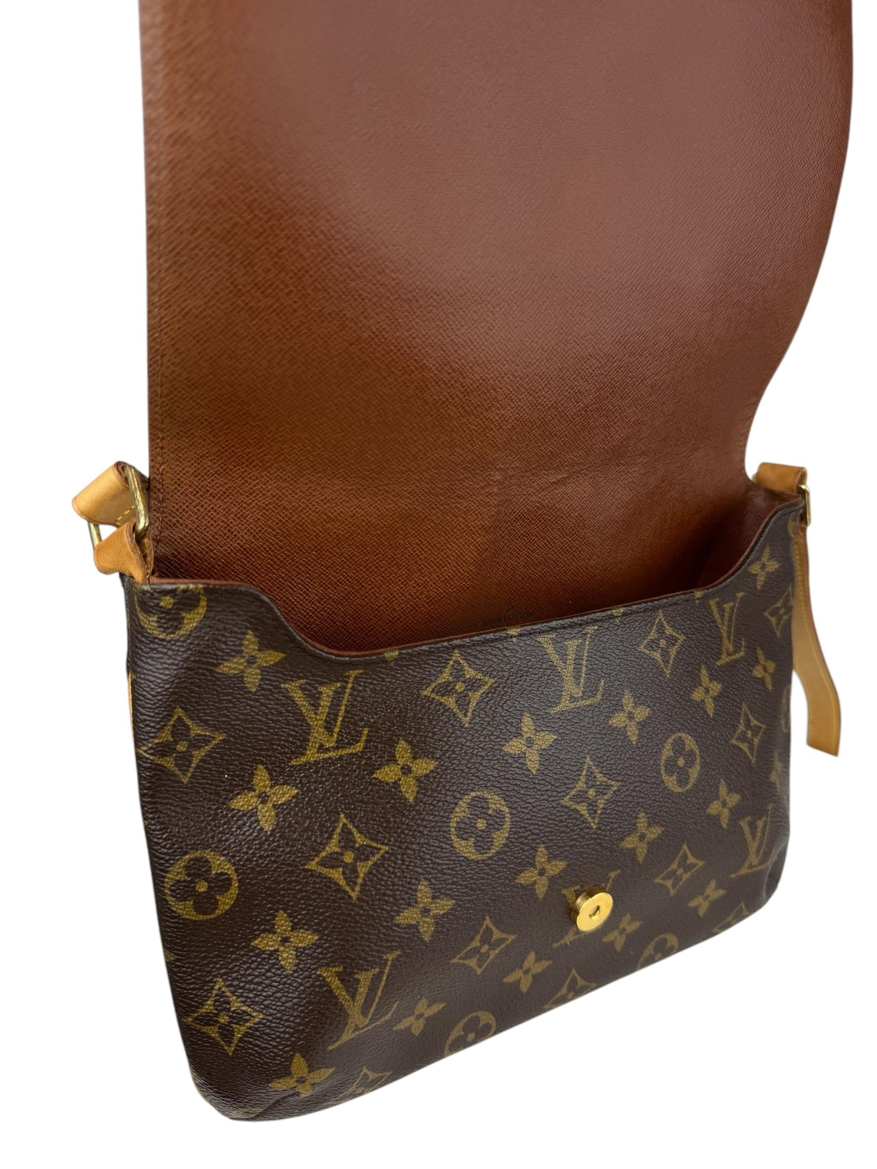 LOUIS VUITTON MUSETTE TANGO ÇANTA