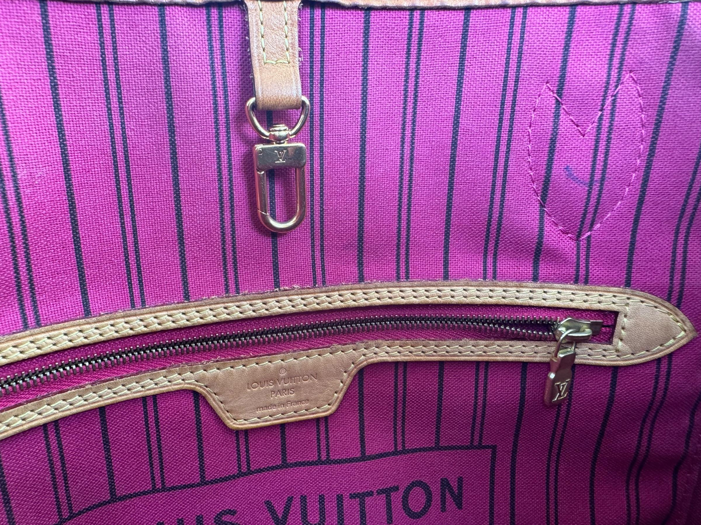 LOUIS VUITTON NEVERFULL MM TOTE