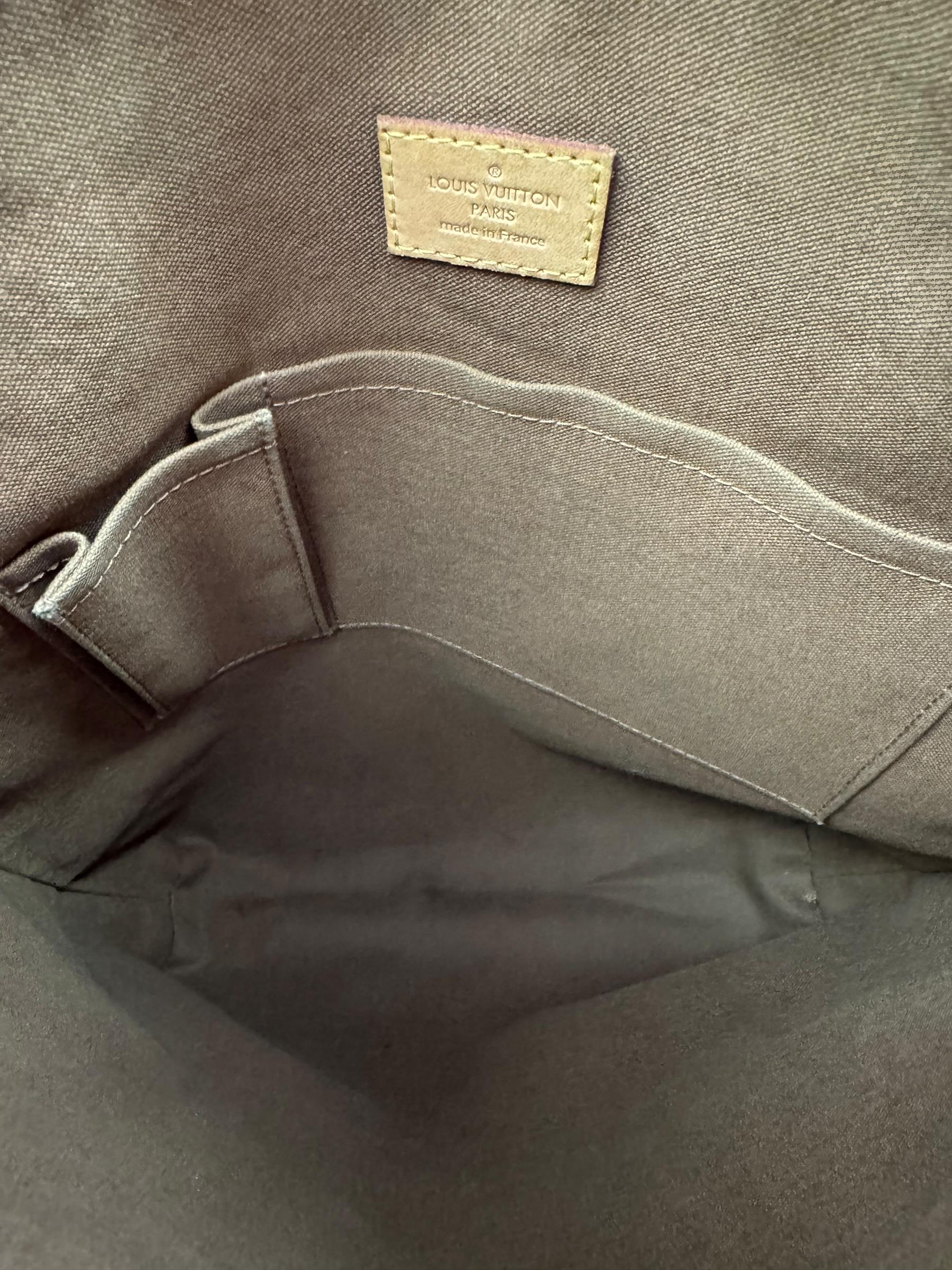 LOUIS VUITTON ODEON GM TOTE BAG