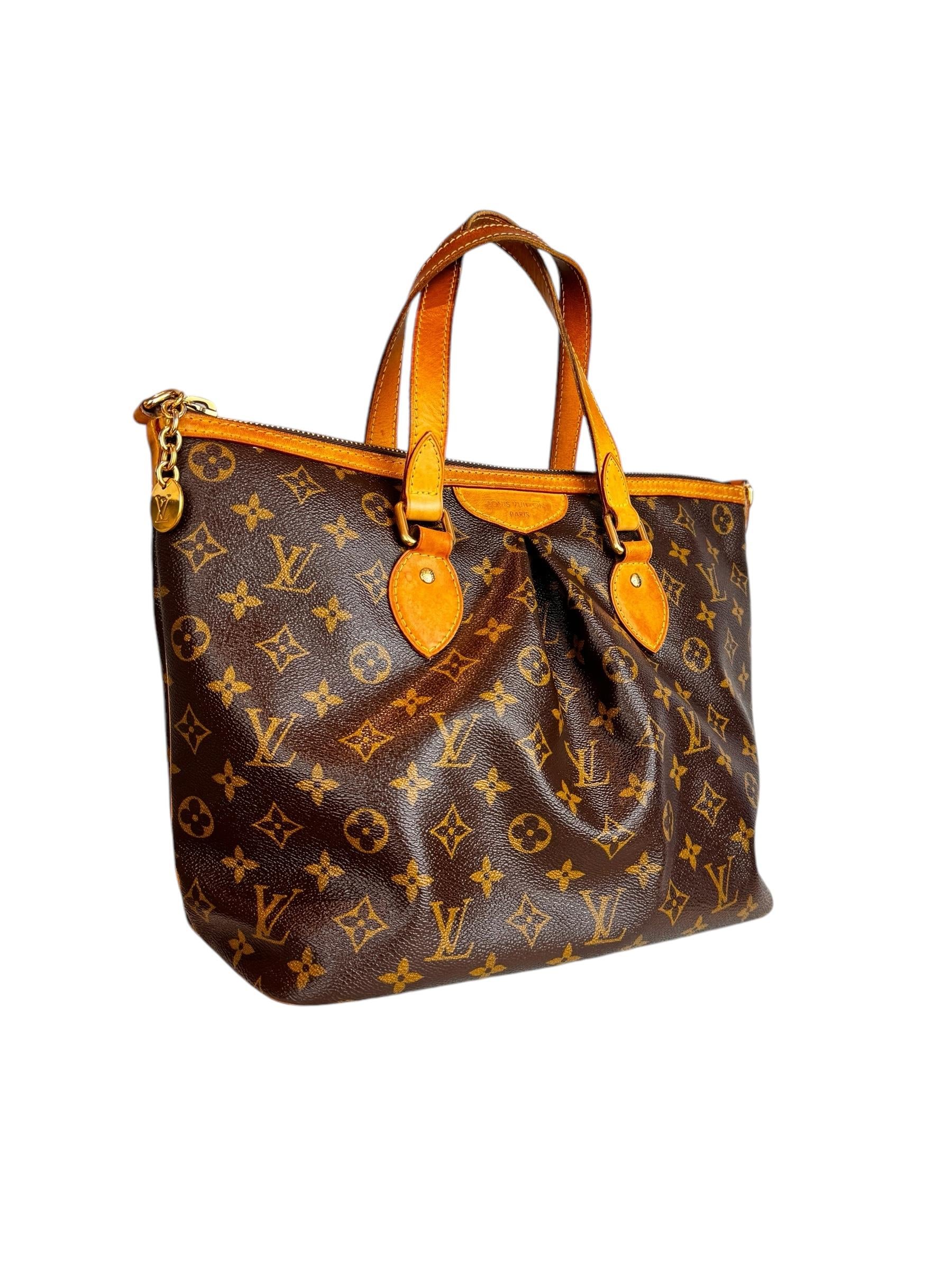 LOUIS VUITTON PALERMO PM OMUZ ÇANTASI